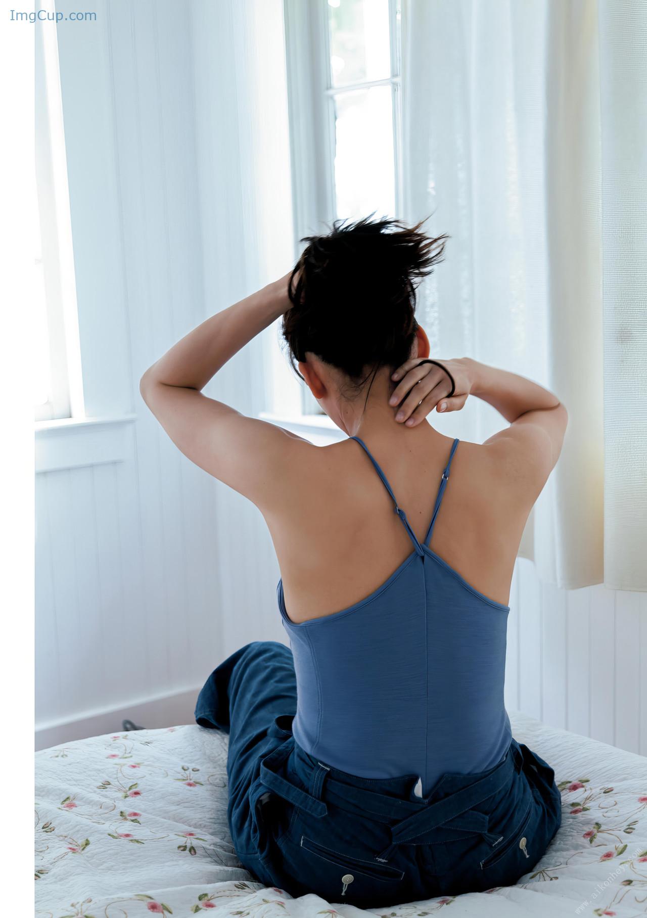 1720630978_674_Haruka-Ayase-绫濑遥-写真集-ハルカノイセカイ-02-Set02.jpeg 1720630978 674 Haruka Ayase 绫濑遥 写真集 ハルカノイセカイ 02 Set02