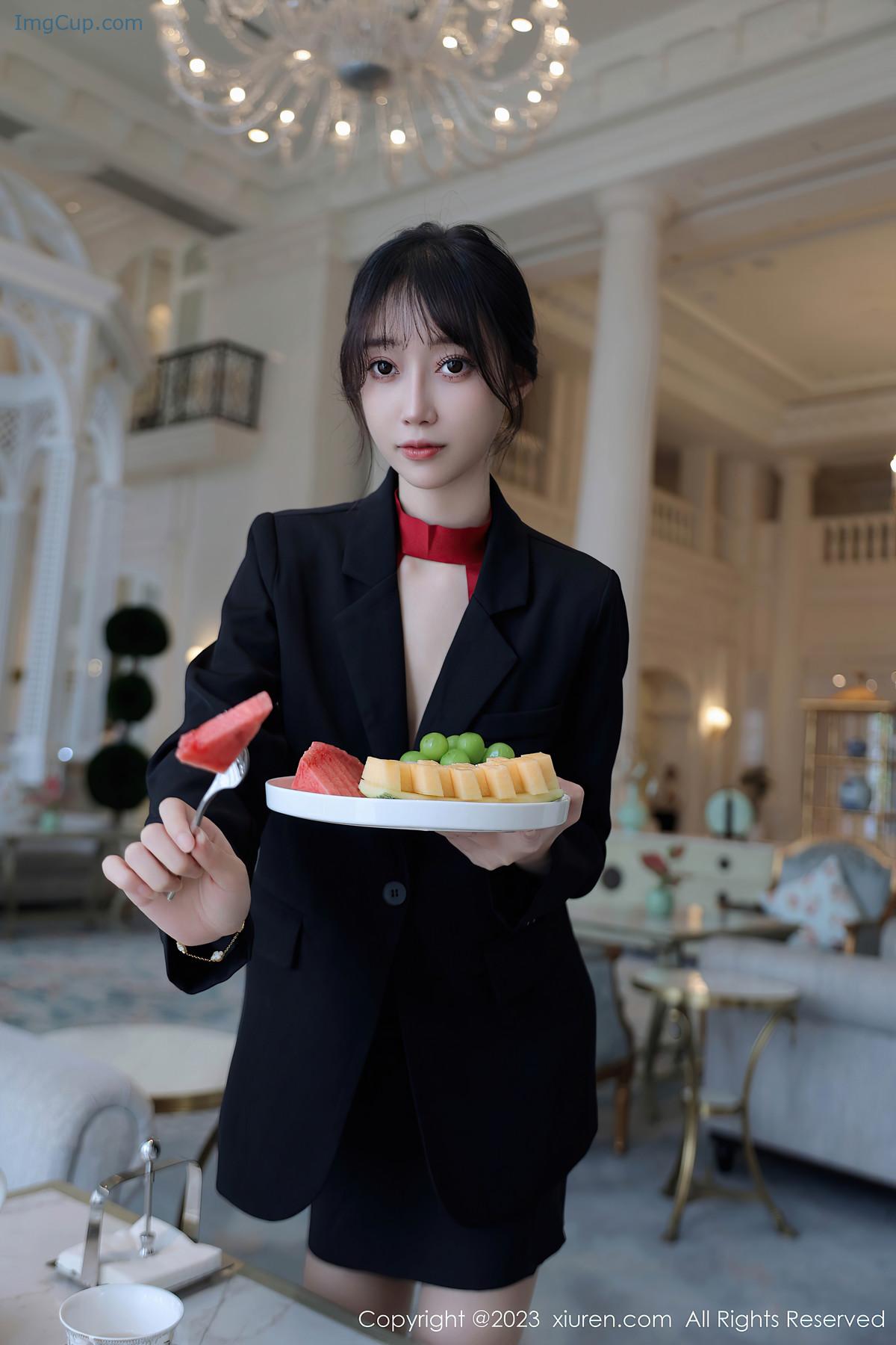 1720808512_631_XiuRen秀人网-NO7102-玥儿玥er.jpg 1720808512 631 XiuRen秀人网 NO7102 玥儿玥er