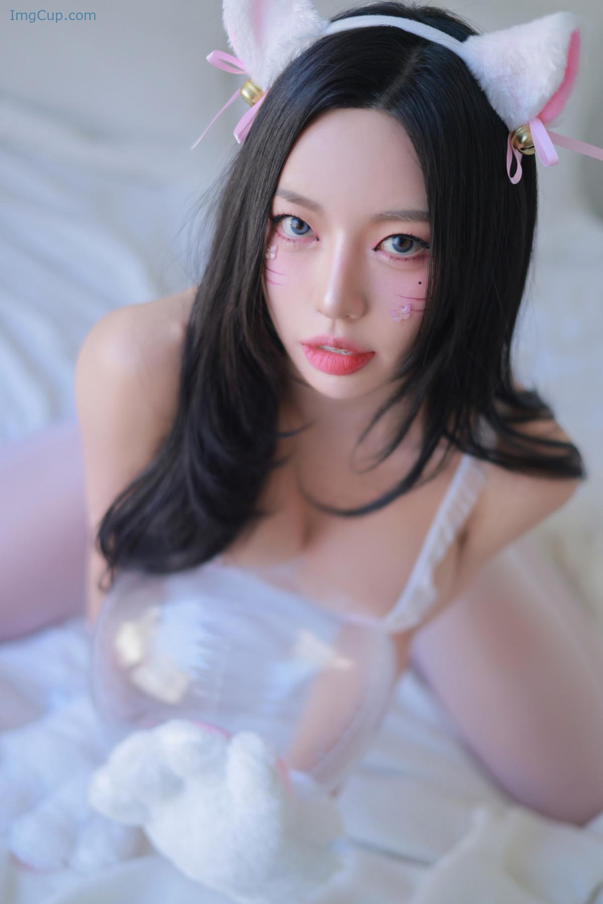 1721152665_203_Dongeuran-동그란-PhotoBook-Cat-Girl-Set02.jpg 1721152665 203 Dongeuran 동그란 PhotoBook Cat Girl Set02