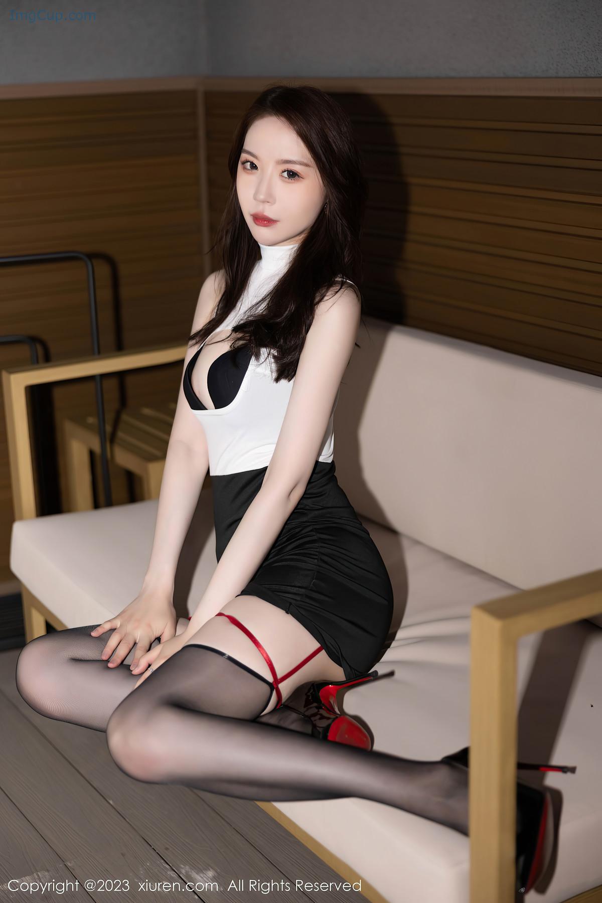 1721224236_772_XiuRen秀人网-NO7105-MengXinYue梦心玥.jpg 1721224236 772 XiuRen秀人网 NO7105 MengXinYue梦心玥