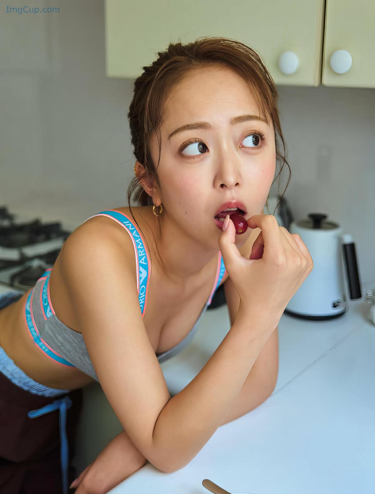 1721262330_530_Mirichamu-みりちゃむ-FRIDAY-20240719-フライデー-2024年7月19日号.jpeg 1721262330 530 Mirichamu みりちゃむ FRIDAY 20240719 フライデー 2024年7月19日号
