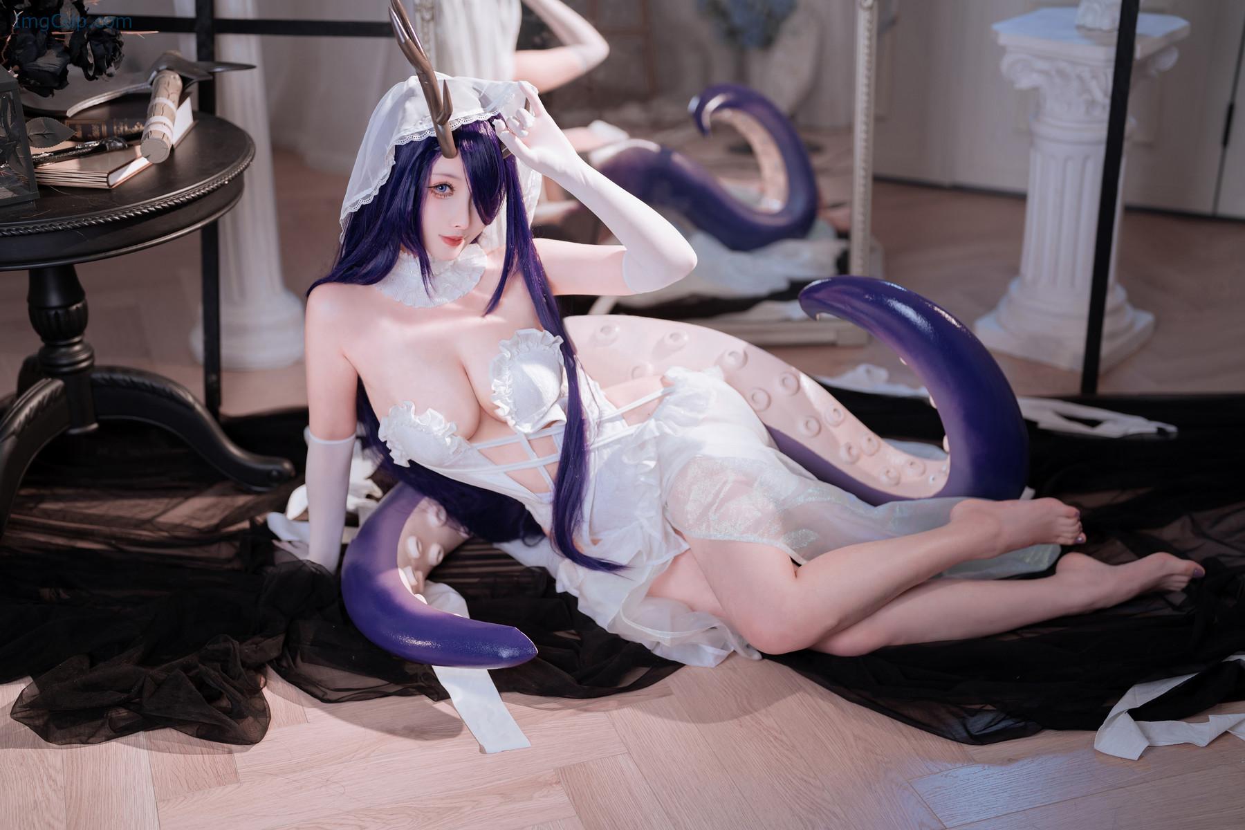 1721441077_677_Cosplay-Rioko凉凉子-碧蓝航线-金鹿号.jpg 1721441077 677 Cosplay Rioko凉凉子 碧蓝航线 金鹿号