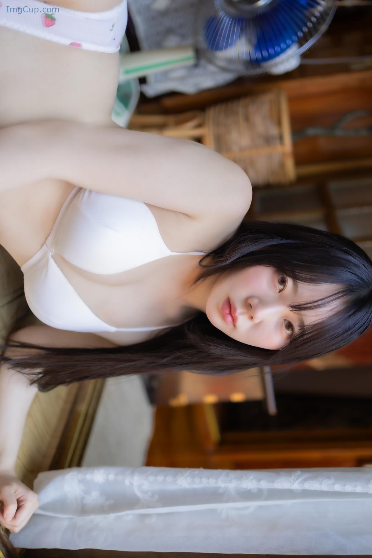 1721978443_11_Myua-뮤아-Web-Photo-Book-Vol01-Summer-Set01.jpg 1721978443 11 Myua 뮤아 Web Photo Book Vol01 Summer Set01