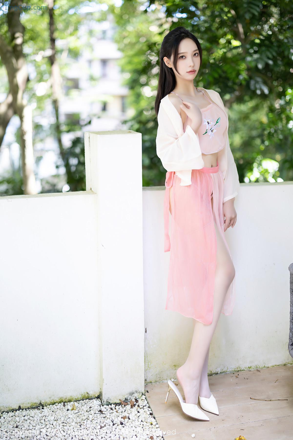 1722181860_45_XiuRen秀人网-NO7139-郑颖姗Bev.jpg 1722181860 45 XiuRen秀人网 NO7139 郑颖姗Bev