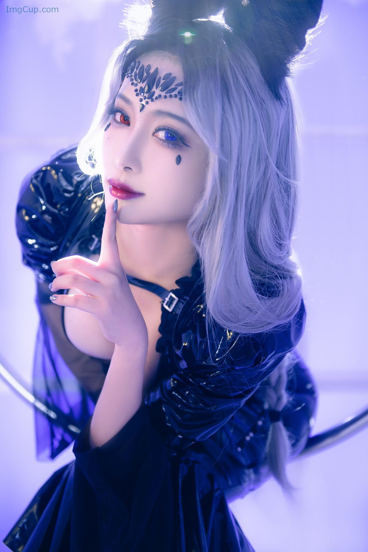 1722323346_95_Cosplay-洛璃LLSAMA-魔女莉莉丝-Set01.jpg 1722323346 95 Cosplay 洛璃LoLiSAMA 魔女莉莉丝 Set01