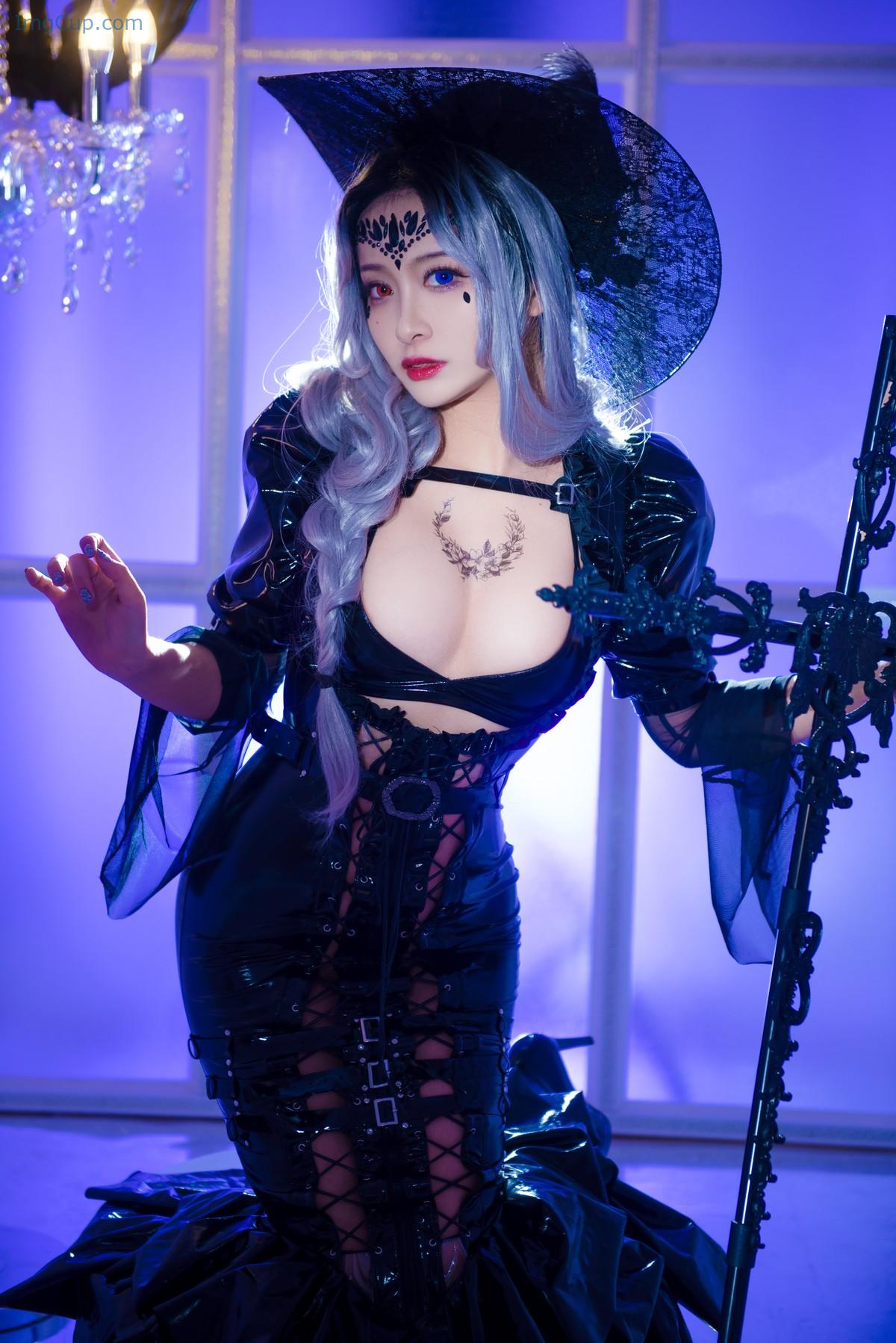 1722410105_489_Cosplay-洛璃LLSAMA-魔女莉莉丝-Set02.jpg 1722410105 489 Cosplay 洛璃LoLiSAMA 魔女莉莉丝 Set02