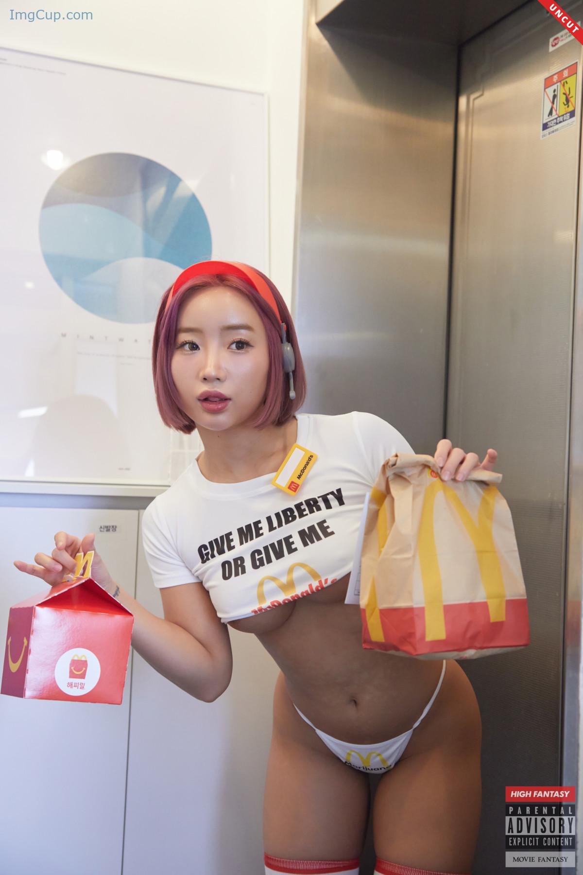 Booty-Queen-엉덩퀸-HIGH-FANTASY-Vol03-Delivery-Girl.jpg Booty Queen 엉덩퀸 HIGH FANTASY Vol03 Delivery Girl