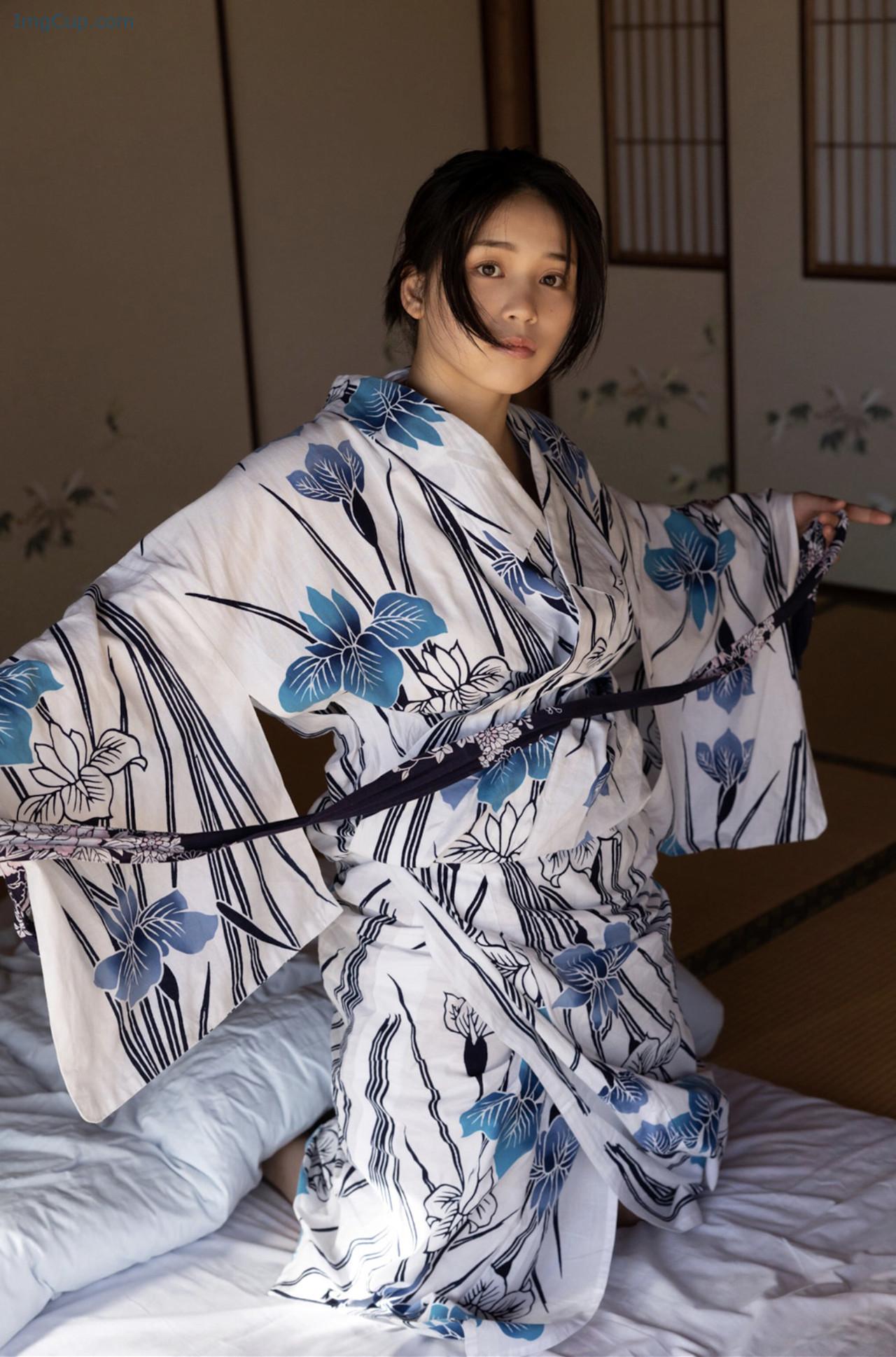 1722551078_485_Miyabi-Yamaoka-山岡雅弥-FRIDAYデジタル写真集-「彼女と暮らせば」-Set01.jpg 1722551078 485 Miyabi Yamaoka 山岡雅弥 FRIDAYデジタル写真集 「彼女と暮らせば」 Set01