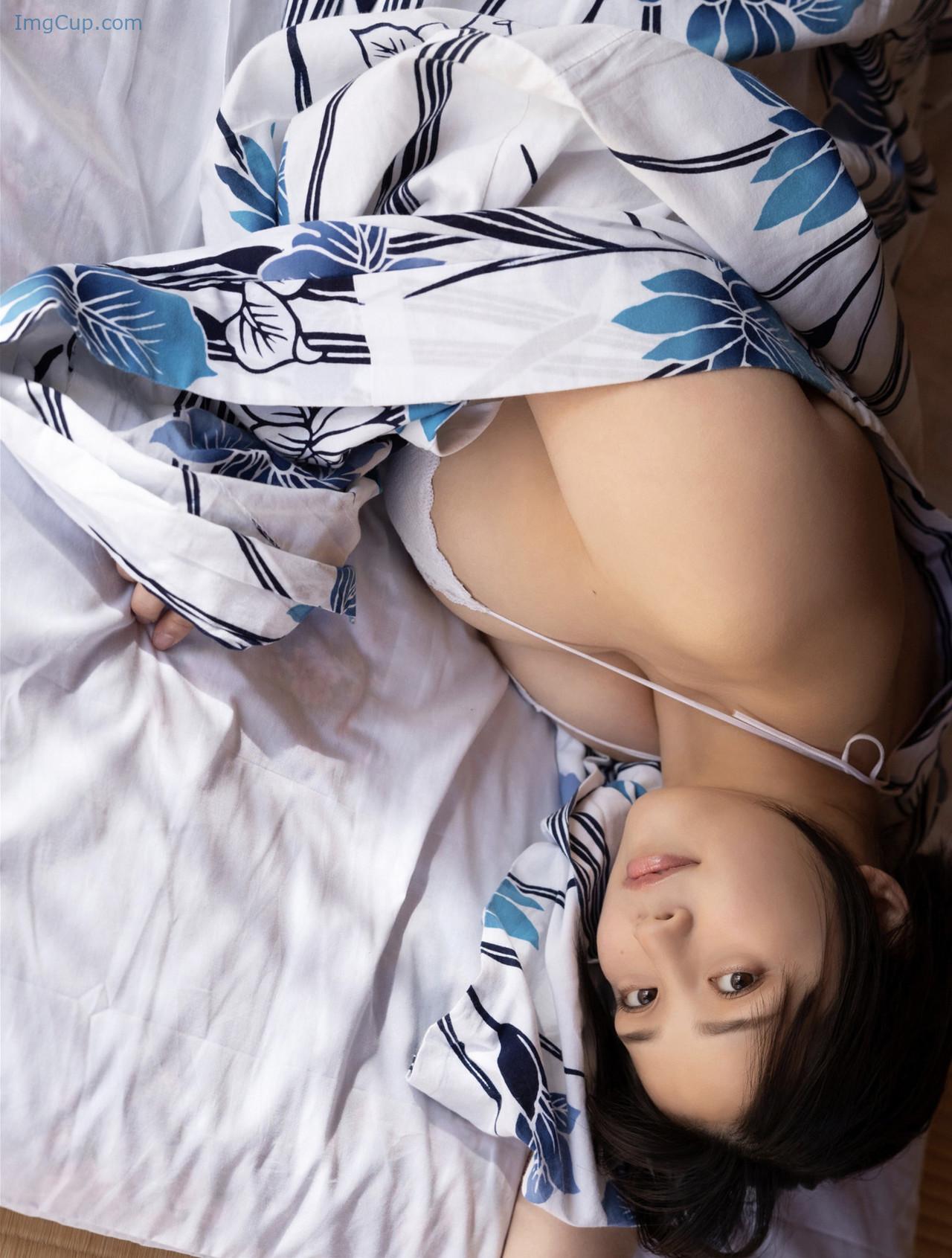 1722551090_753_Miyabi-Yamaoka-山岡雅弥-FRIDAYデジタル写真集-「彼女と暮らせば」-Set01.jpg 1722551090 753 Miyabi Yamaoka 山岡雅弥 FRIDAYデジタル写真集 「彼女と暮らせば」 Set01