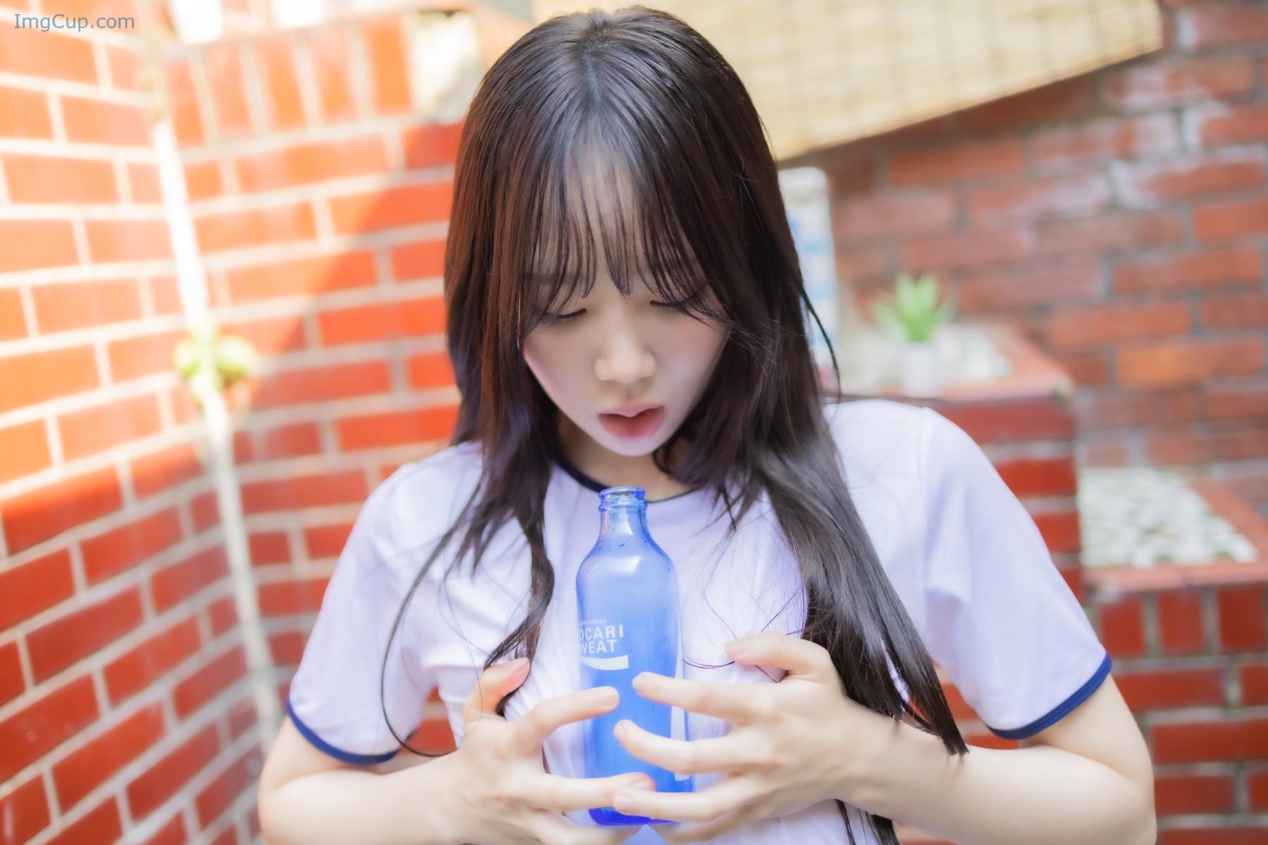 1722597713_528_Myua-뮤아-Web-Photo-Book-Vol01-Summer-Set03.jpg 1722597713 528 Myua 뮤아 Web Photo Book Vol01 Summer Set03