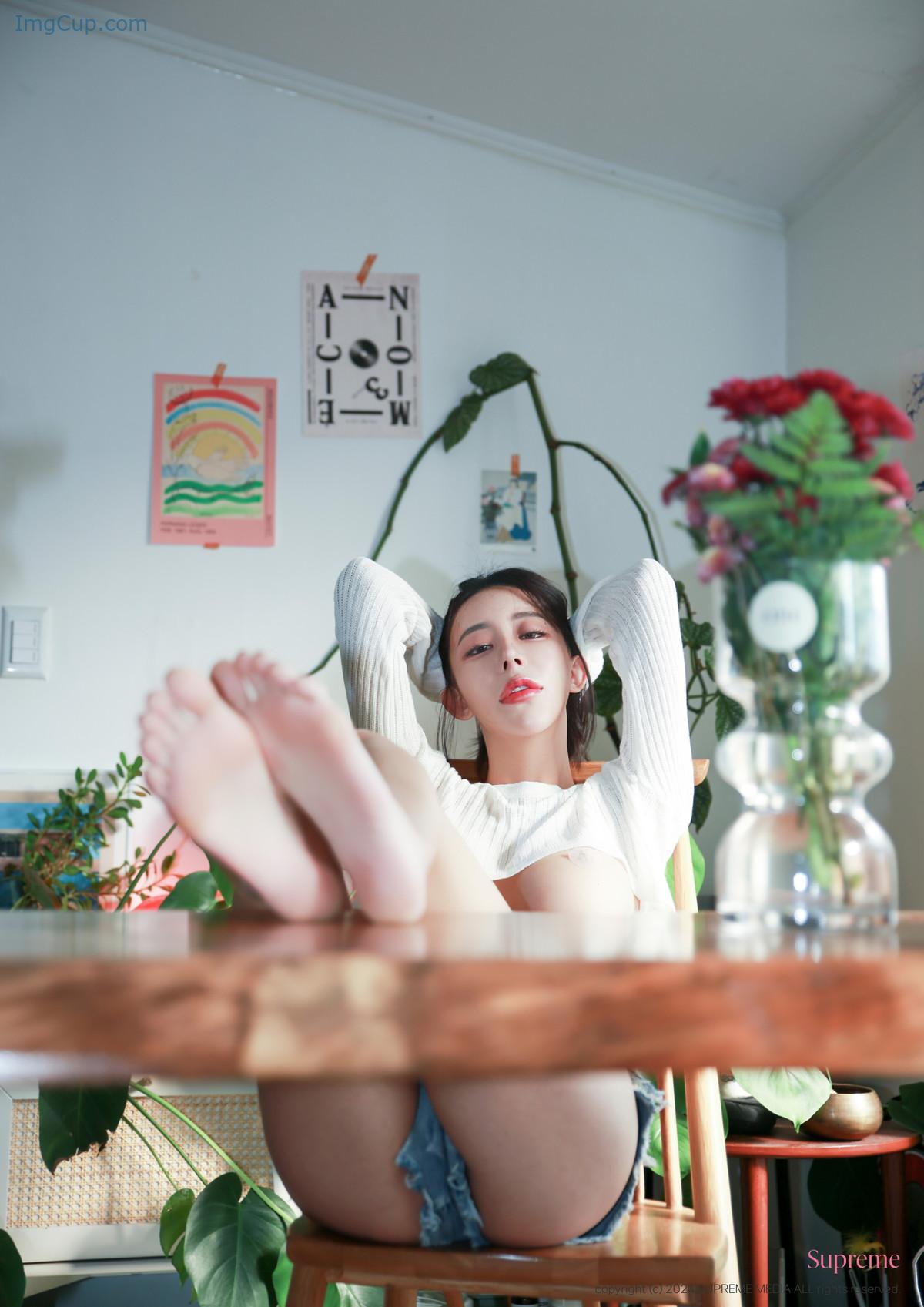 1722771455_172_Magarin-마가린-Supreme-Photobook-‘Jeans-Set01.jpg 1722771455 172 Magarin 마가린 Supreme Photobook ‘Jeans Set01