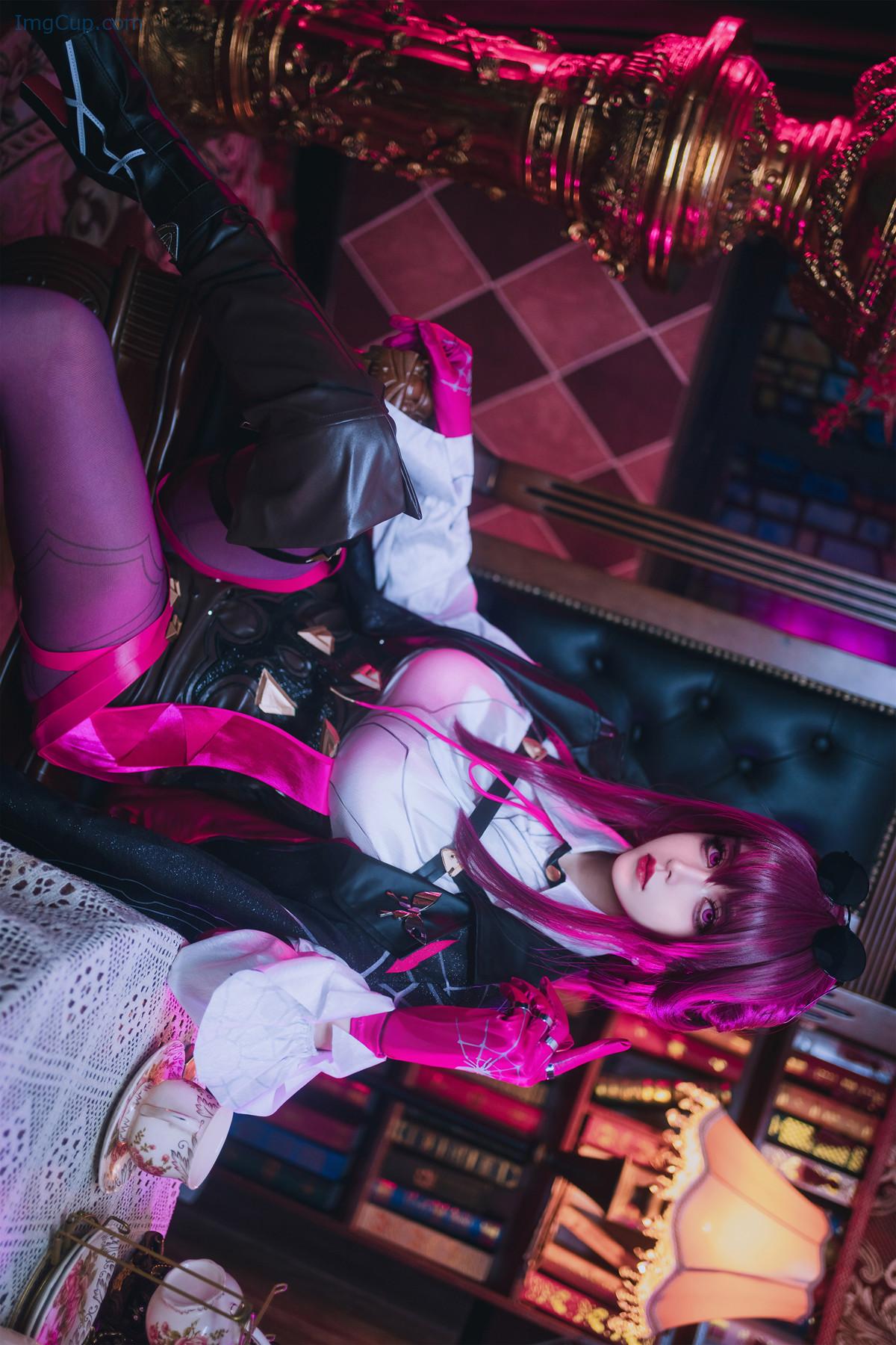 1722815053_708_Cosplay-鹿八岁-崩坏∶星穹铁道-卡芙卡.jpg 1722815053 708 Cosplay 鹿八岁 崩坏∶星穹铁道 卡芙卡