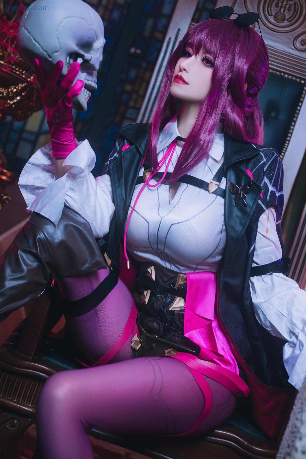 1722815062_367_Cosplay-鹿八岁-崩坏∶星穹铁道-卡芙卡.jpg 1722815062 367 Cosplay 鹿八岁 崩坏∶星穹铁道 卡芙卡