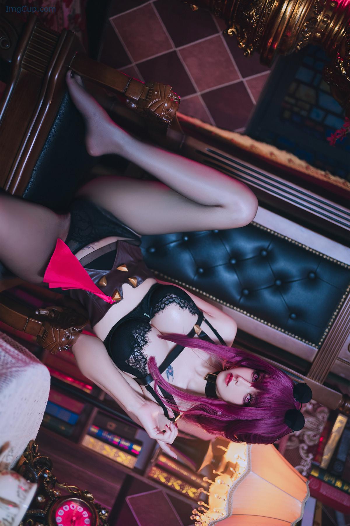 1722815071_82_Cosplay-鹿八岁-崩坏∶星穹铁道-卡芙卡.jpg 1722815071 82 Cosplay 鹿八岁 崩坏∶星穹铁道 卡芙卡