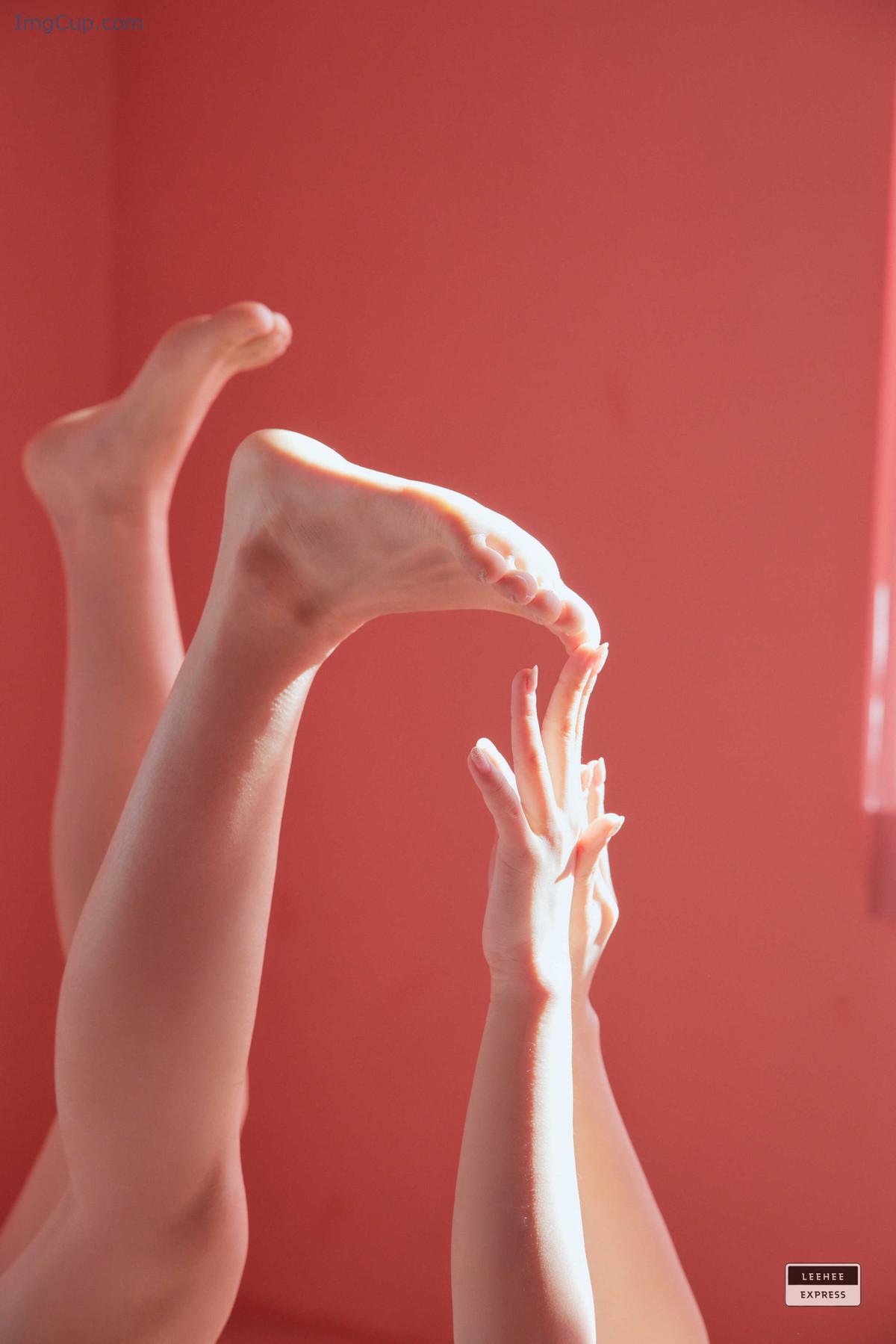 1722847512_280_So-Young-경이-LEEHEE-EXPRESS-LEDG-229A-Set02.jpg 1722847512 280 So Young 경이 LEEHEE EXPRESS LEDG 229A Set02