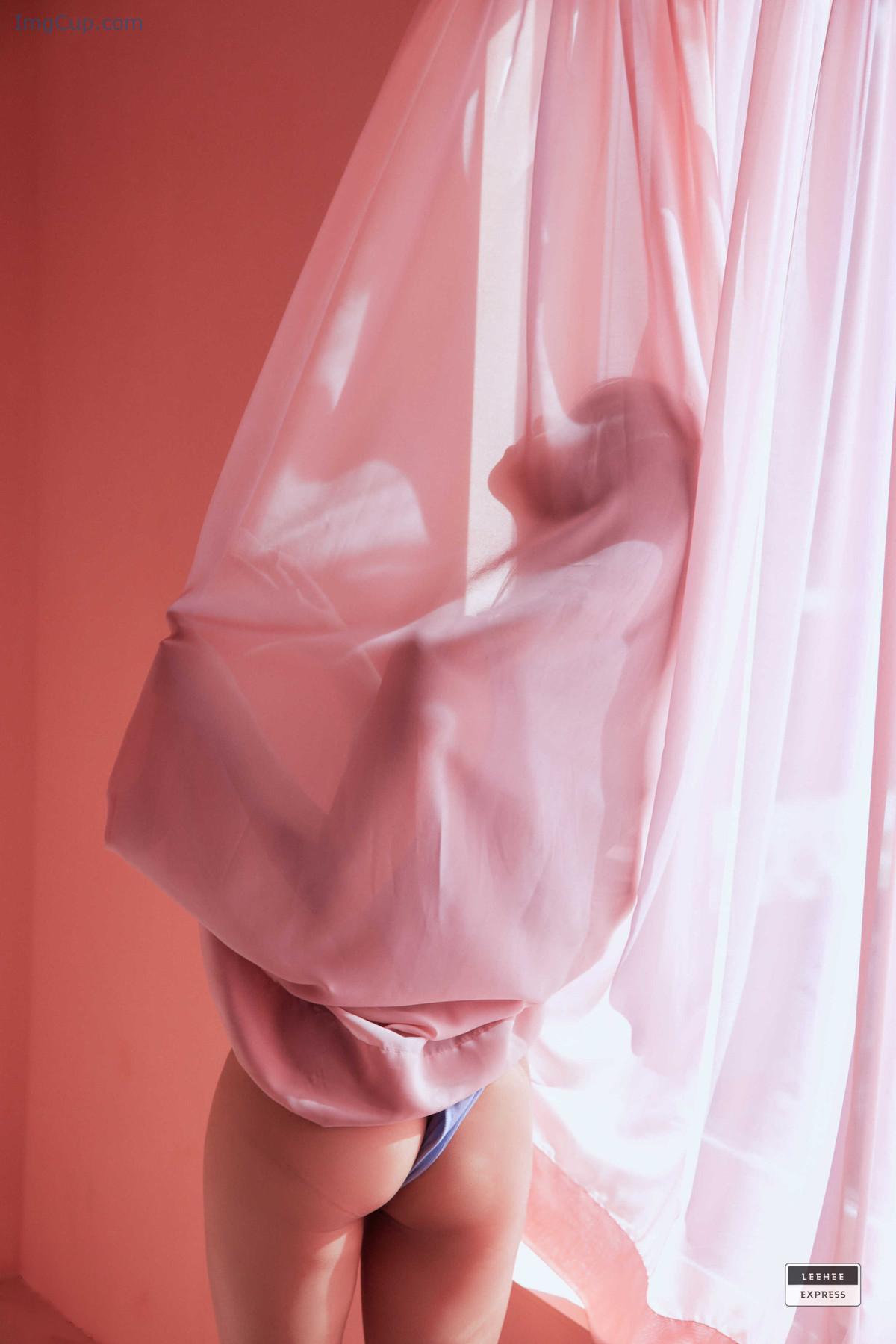 1722847525_221_So-Young-경이-LEEHEE-EXPRESS-LEDG-229A-Set02.jpg 1722847525 221 So Young 경이 LEEHEE EXPRESS LEDG 229A Set02