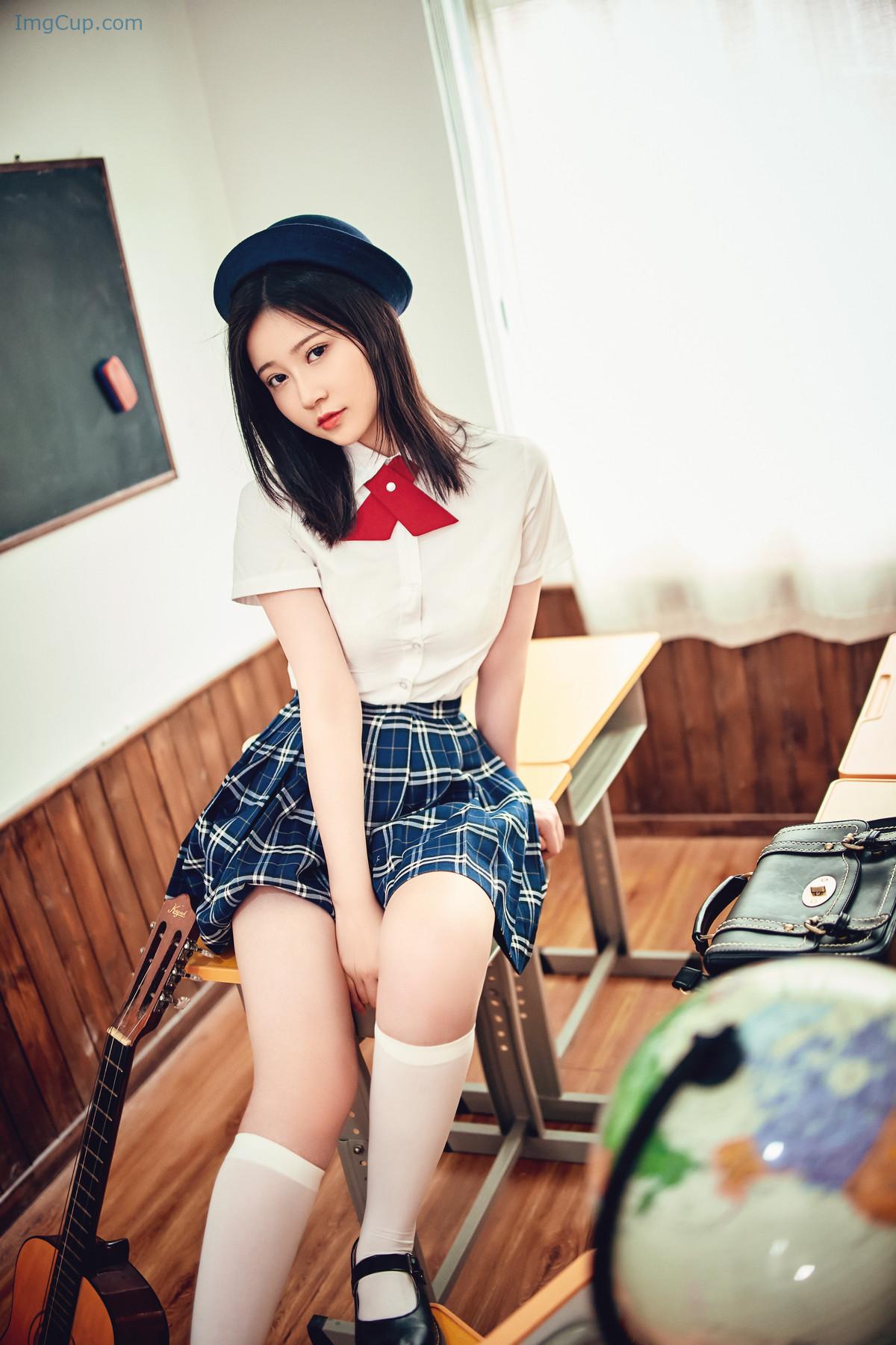 1722858453_483_年年Nnian-月刊少女.jpg 1722858453 483 年年Nnian 月刊少女