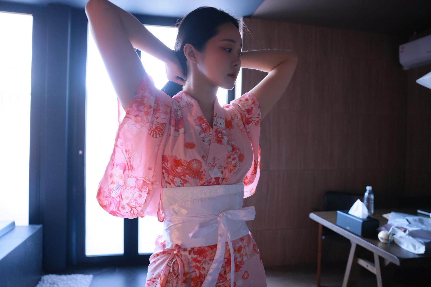 1722869536_58_Inah-이나-SWEETBOX-Vol40-Photobook-Set04.jpg 1722869536 58 Inah 이나 SWEETBOX Vol40 Photobook Set04