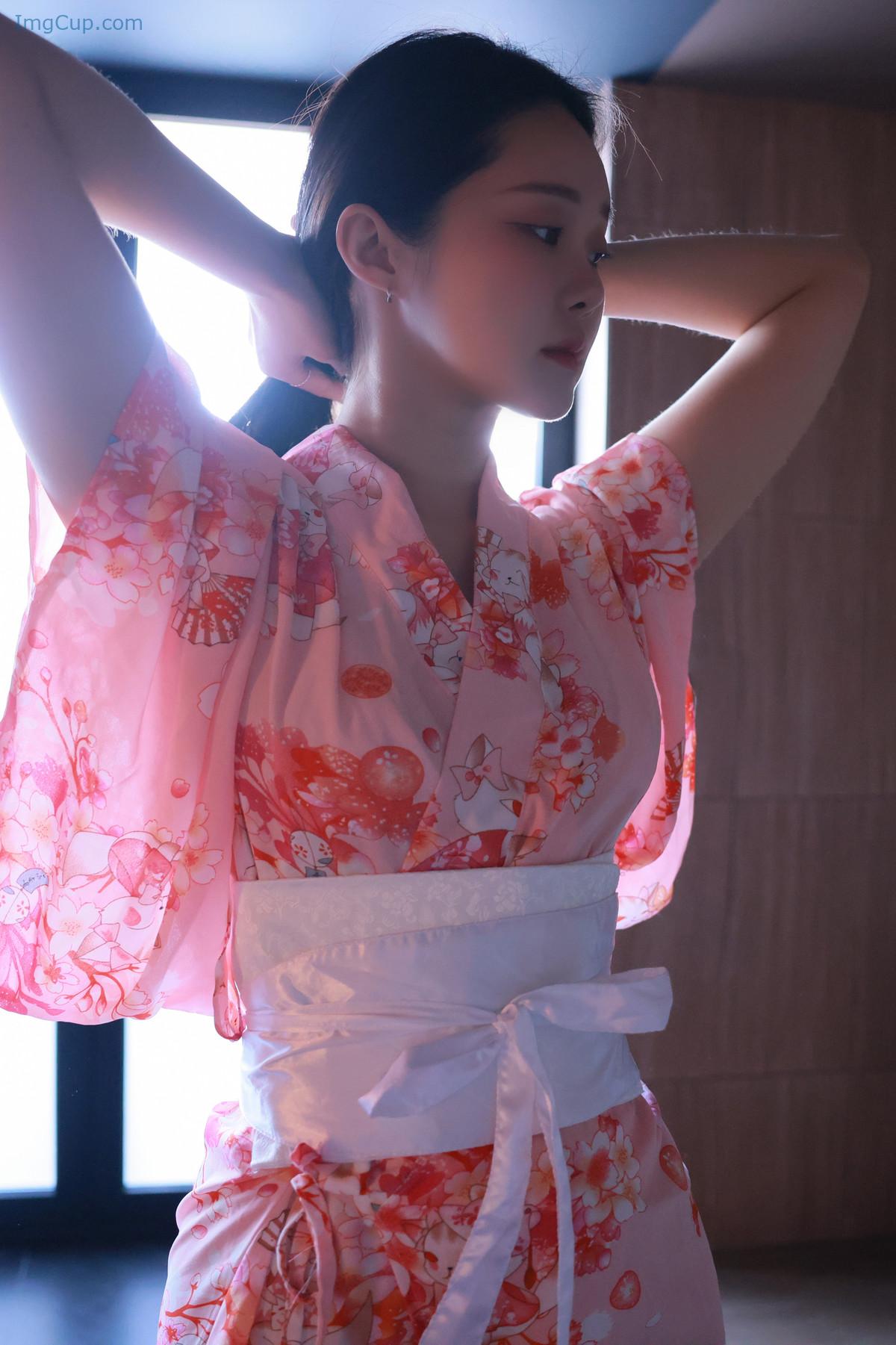 1722869537_10_Inah-이나-SWEETBOX-Vol40-Photobook-Set04.jpg 1722869537 10 Inah 이나 SWEETBOX Vol40 Photobook Set04