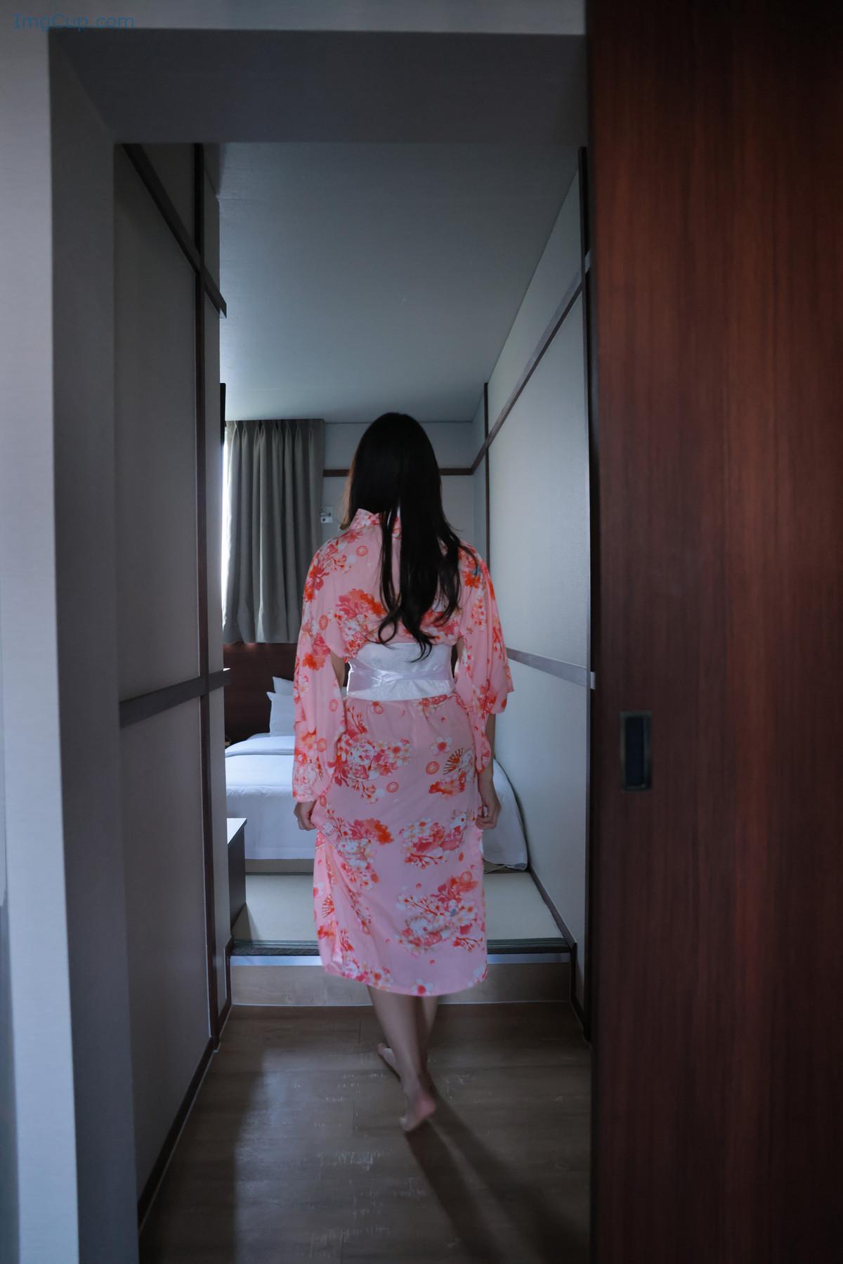 1722869538_361_Inah-이나-SWEETBOX-Vol40-Photobook-Set04.jpg 1722869538 361 Inah 이나 SWEETBOX Vol40 Photobook Set04