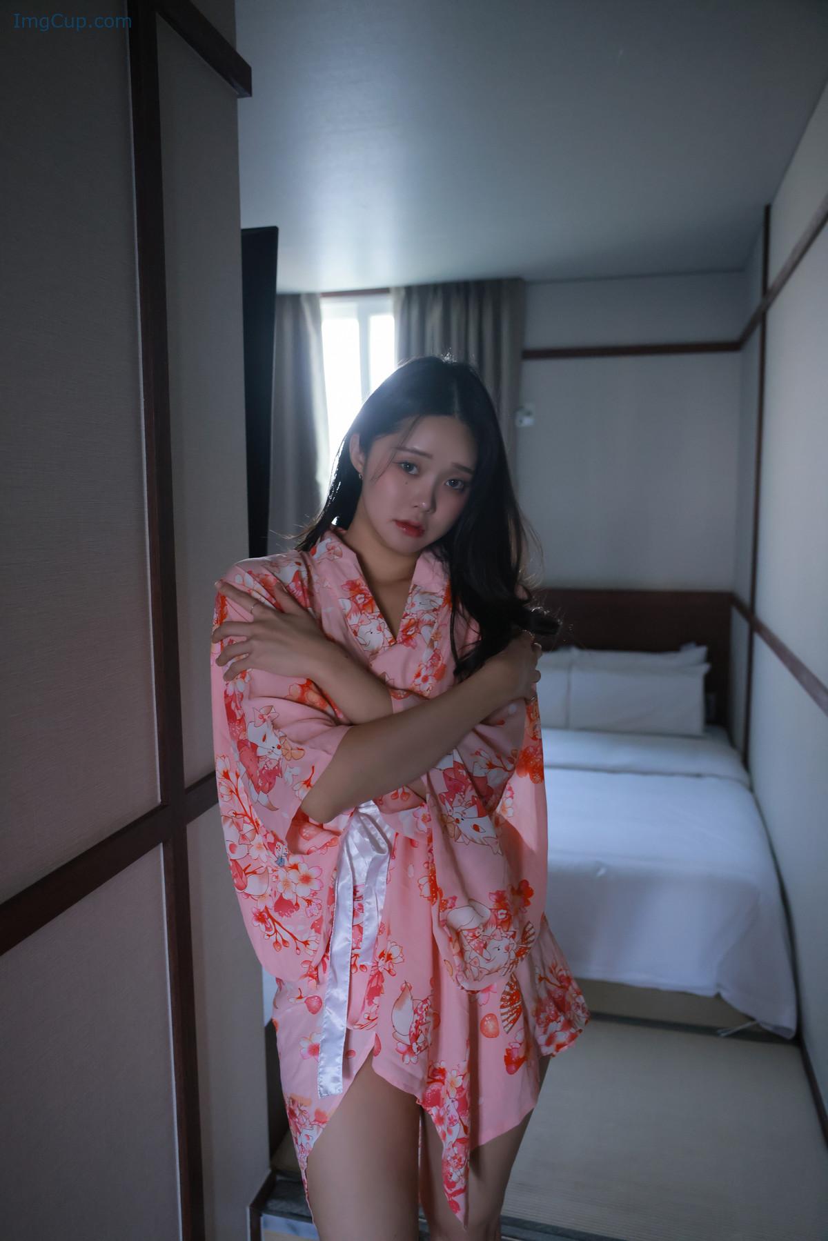 1722869540_143_Inah-이나-SWEETBOX-Vol40-Photobook-Set04.jpg 1722869540 143 Inah 이나 SWEETBOX Vol40 Photobook Set04