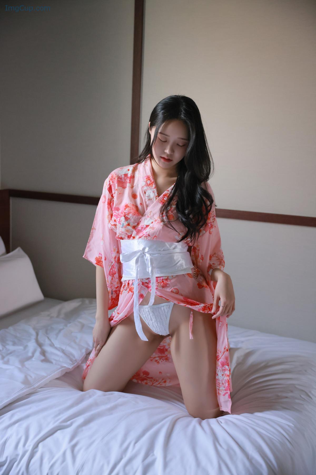 1722934902_737_Inah-이나-SWEETBOX-Vol40-Photobook-Set03.jpg 1722934902 737 Inah 이나 SWEETBOX Vol40 Photobook Set03