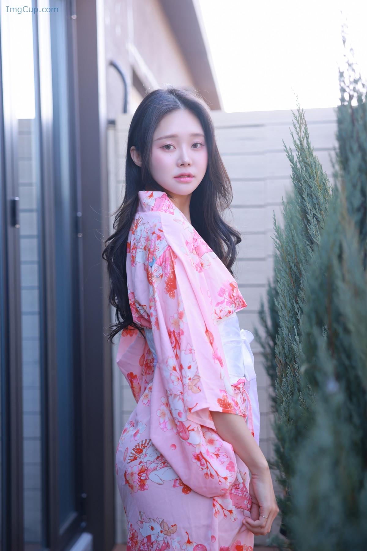 1723007550_553_Inah-이나-SWEETBOX-Vol40-Photobook-Set02.jpg 1723007550 553 Inah 이나 SWEETBOX Vol40 Photobook Set02