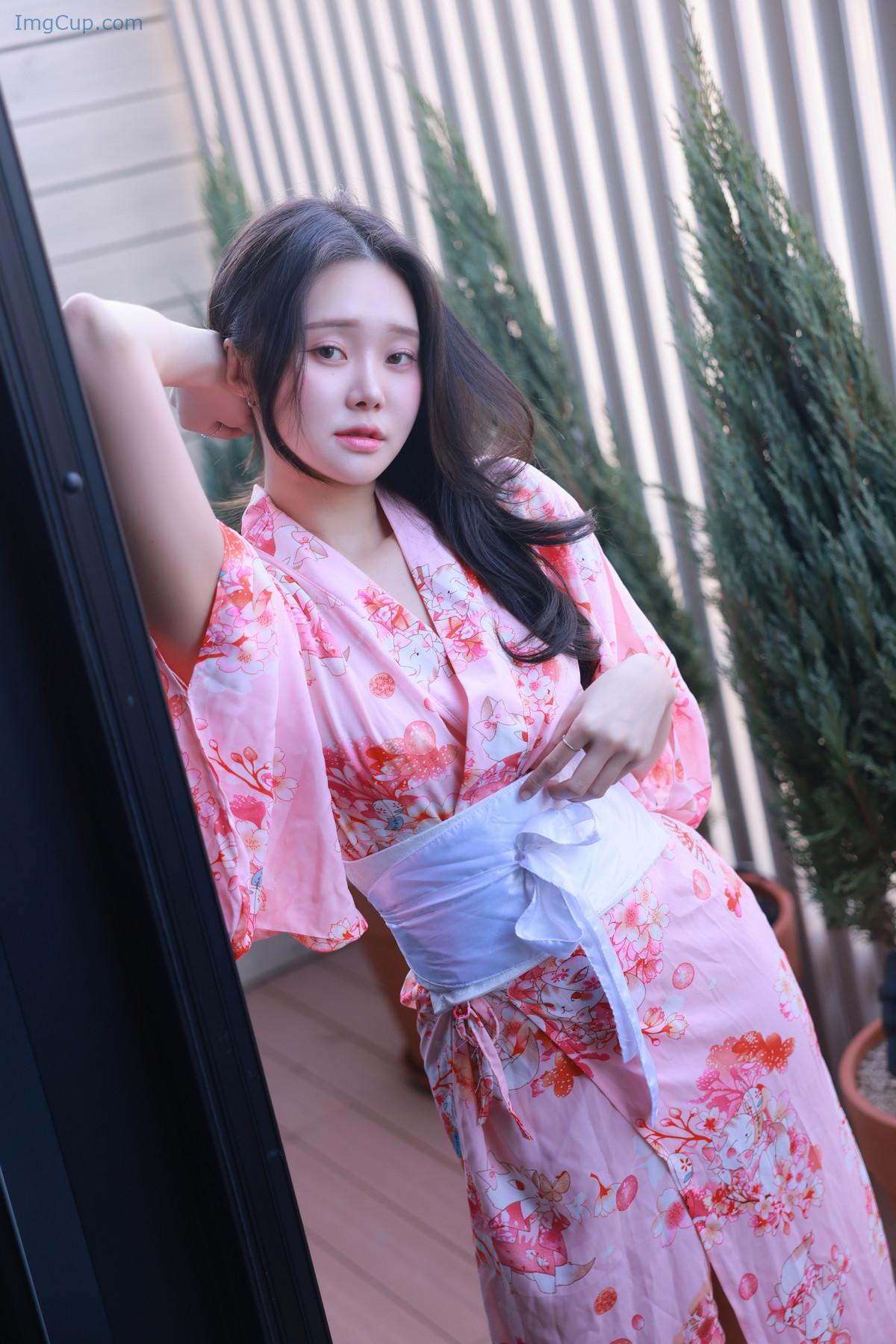 1723007563_740_Inah-이나-SWEETBOX-Vol40-Photobook-Set02.jpg 1723007563 740 Inah 이나 SWEETBOX Vol40 Photobook Set02