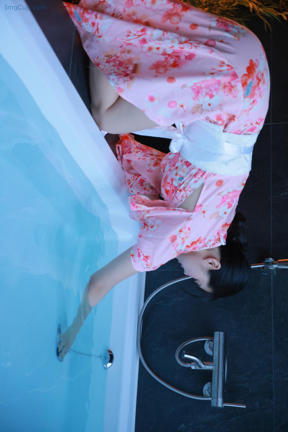 1723072889_192_Inah-이나-SWEETBOX-Vol40-Photobook-Set01.jpg 1723072889 192 Inah 이나 SWEETBOX Vol40 Photobook Set01