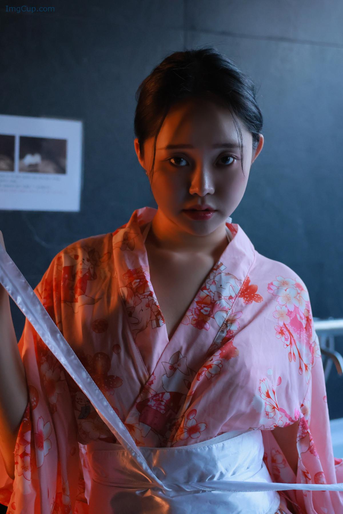 1723072906_331_Inah-이나-SWEETBOX-Vol40-Photobook-Set01.jpg 1723072906 331 Inah 이나 SWEETBOX Vol40 Photobook Set01