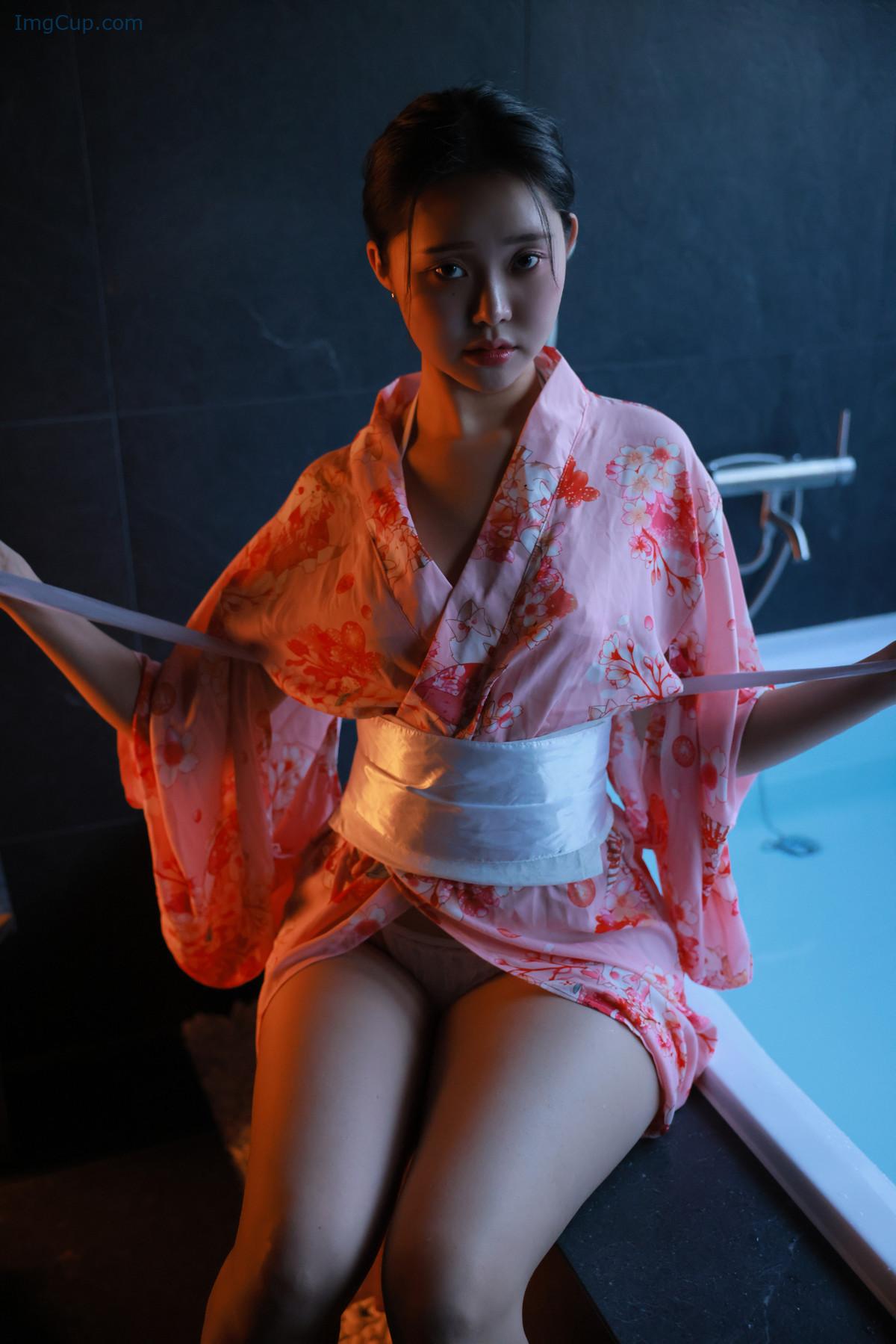 1723072911_504_Inah-이나-SWEETBOX-Vol40-Photobook-Set01.jpg 1723072911 504 Inah 이나 SWEETBOX Vol40 Photobook Set01