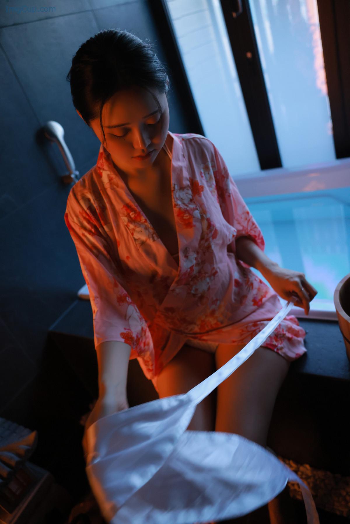 1723072927_533_Inah-이나-SWEETBOX-Vol40-Photobook-Set01.jpg 1723072927 533 Inah 이나 SWEETBOX Vol40 Photobook Set01