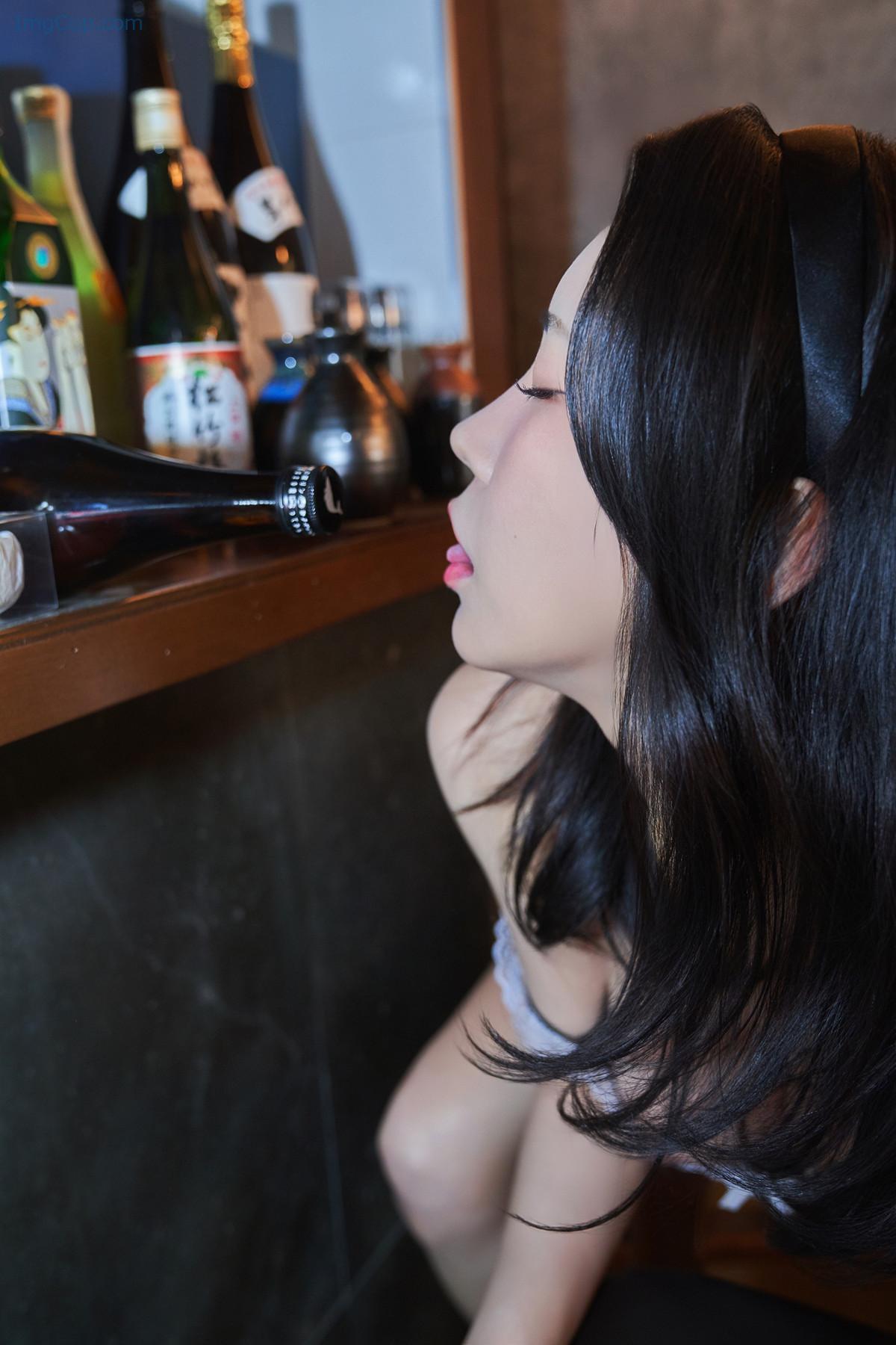 1723305293_915_SUA-지수아-Photobook-‘Chef-Set01.jpg 1723305293 915 SUA 지수아 Photobook ‘Chef Set01