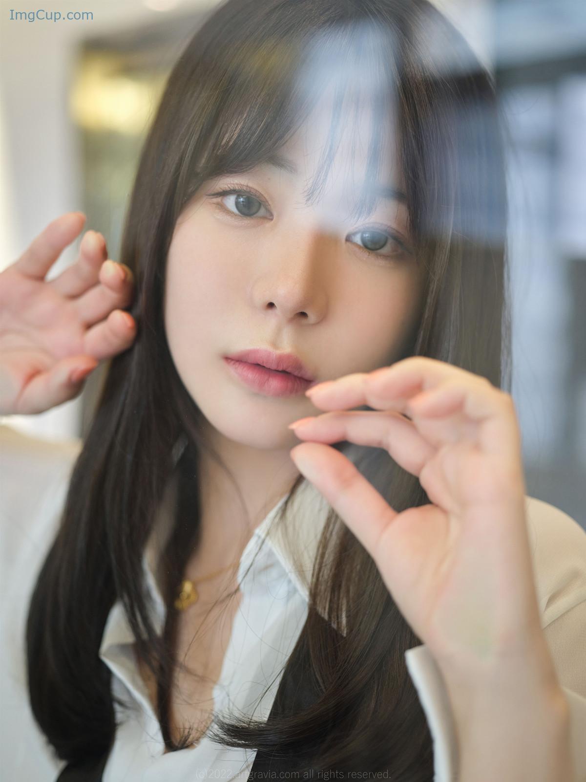 1723363468_438_Wuyo-우요-ArtGravia-Vol403-Photobook-Set01.jpg 1723363468 438 Wuyo 우요 ArtGravia Vol403 Photobook Set01