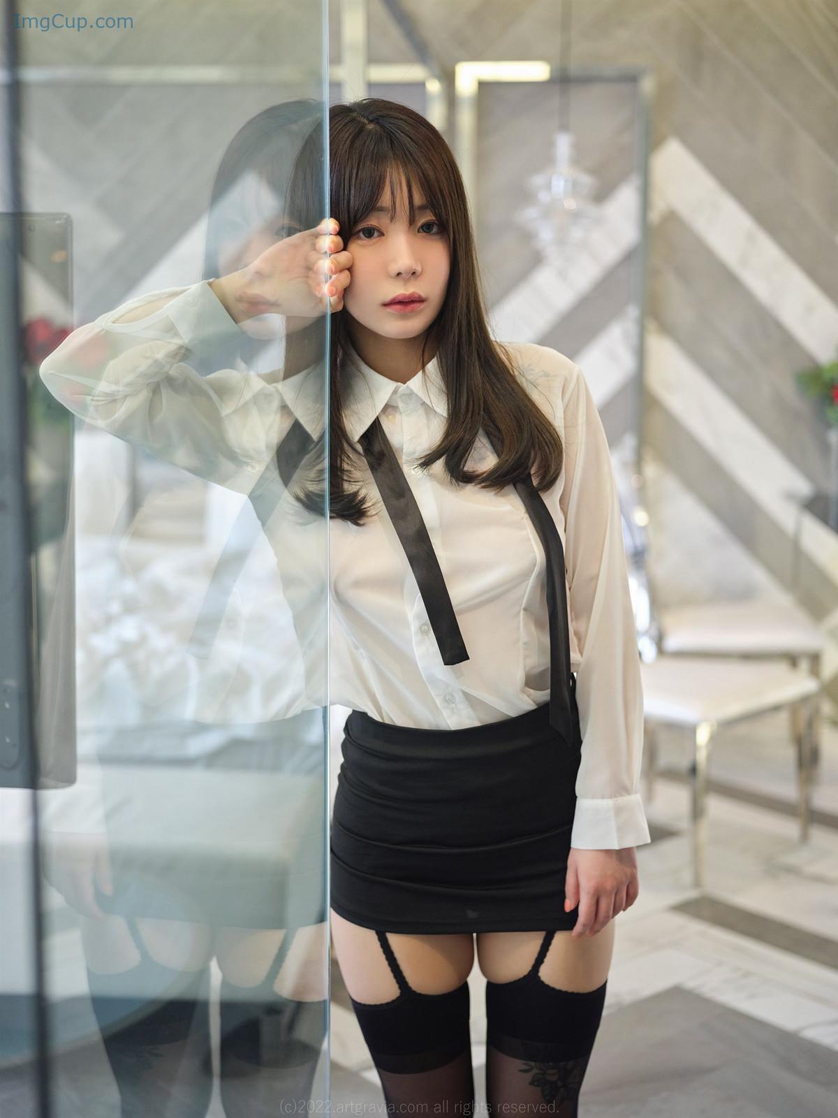 1723363507_910_Wuyo-우요-ArtGravia-Vol403-Photobook-Set01.jpg 1723363507 910 Wuyo 우요 ArtGravia Vol403 Photobook Set01