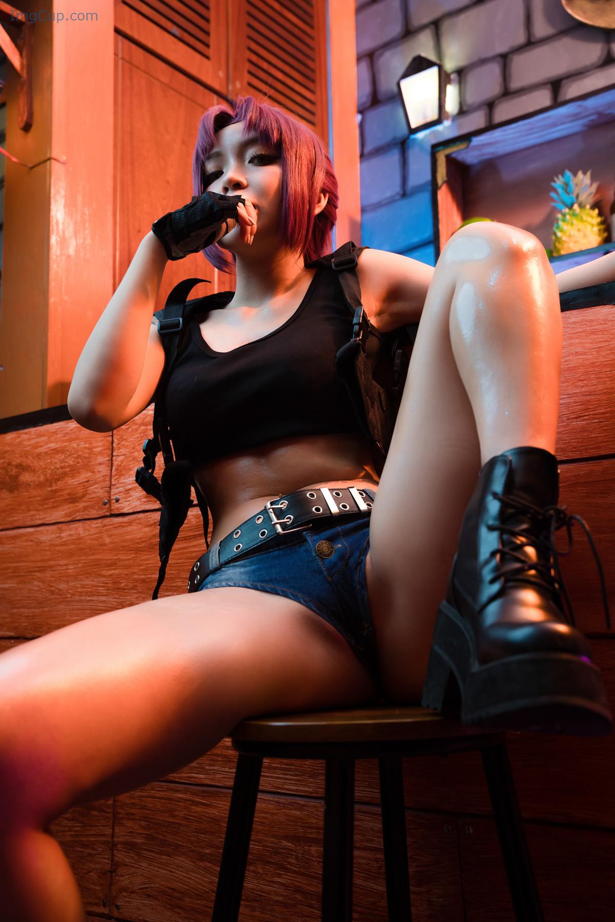 1723370346_844_Cosplay-UmekoJ-Revy-Black-Lagoon.jpg 1723370346 844 Cosplay UmekoJ Revy Black Lagoon