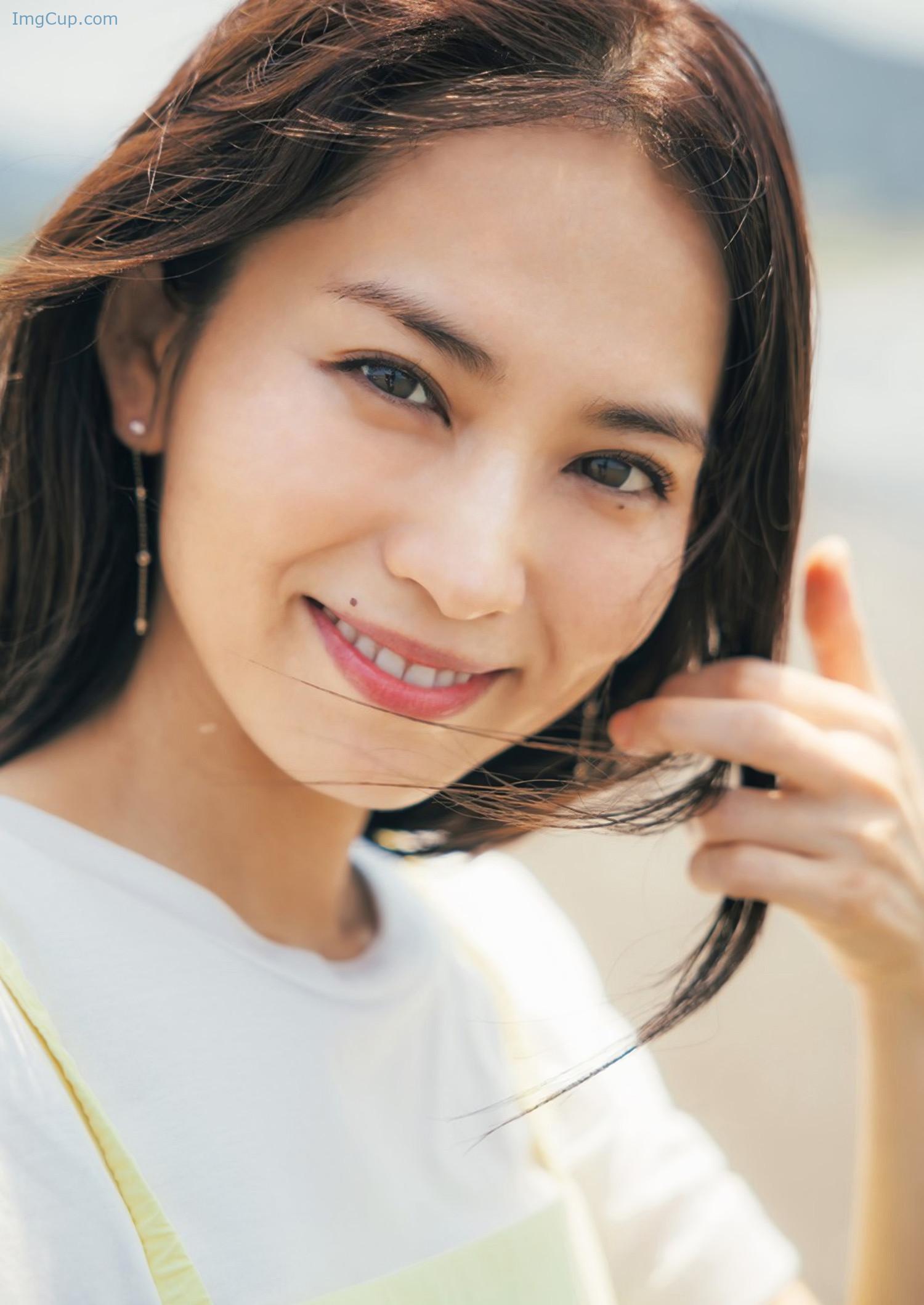 1723431943_47_Yui-Ichikawa-市川由衣-Young-Jump-2024-No35-ヤングジャンプ-2024年35号.jpeg 1723431943 47 Yui Ichikawa 市川由衣 Young Jump 2024 No35 ヤングジャンプ 2024年35号