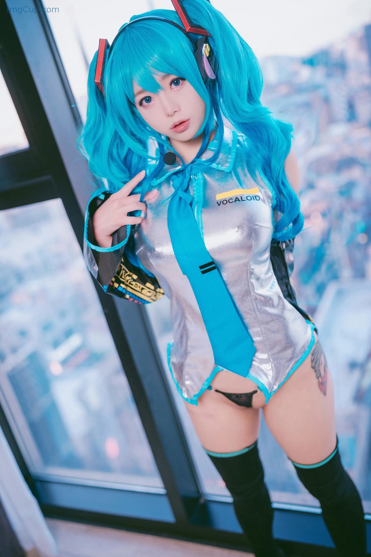 1723468086_194_Cosplay-Maruemon-마루에몽-Plug-Me-In-Miku-Set02.jpg 1723468086 194 Cosplay Maruemon 마루에몽 Plug Me In Miku Set02