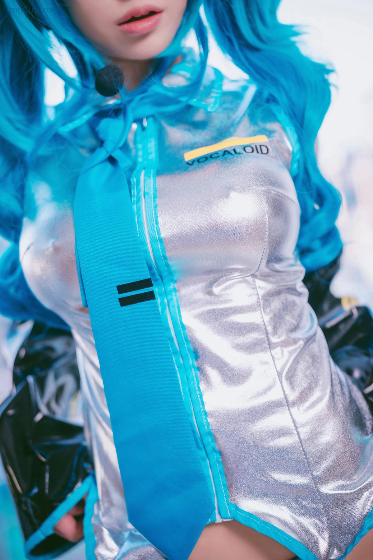 1723468087_573_Cosplay-Maruemon-마루에몽-Plug-Me-In-Miku-Set02.jpg 1723468087 573 Cosplay Maruemon 마루에몽 Plug Me In Miku Set02