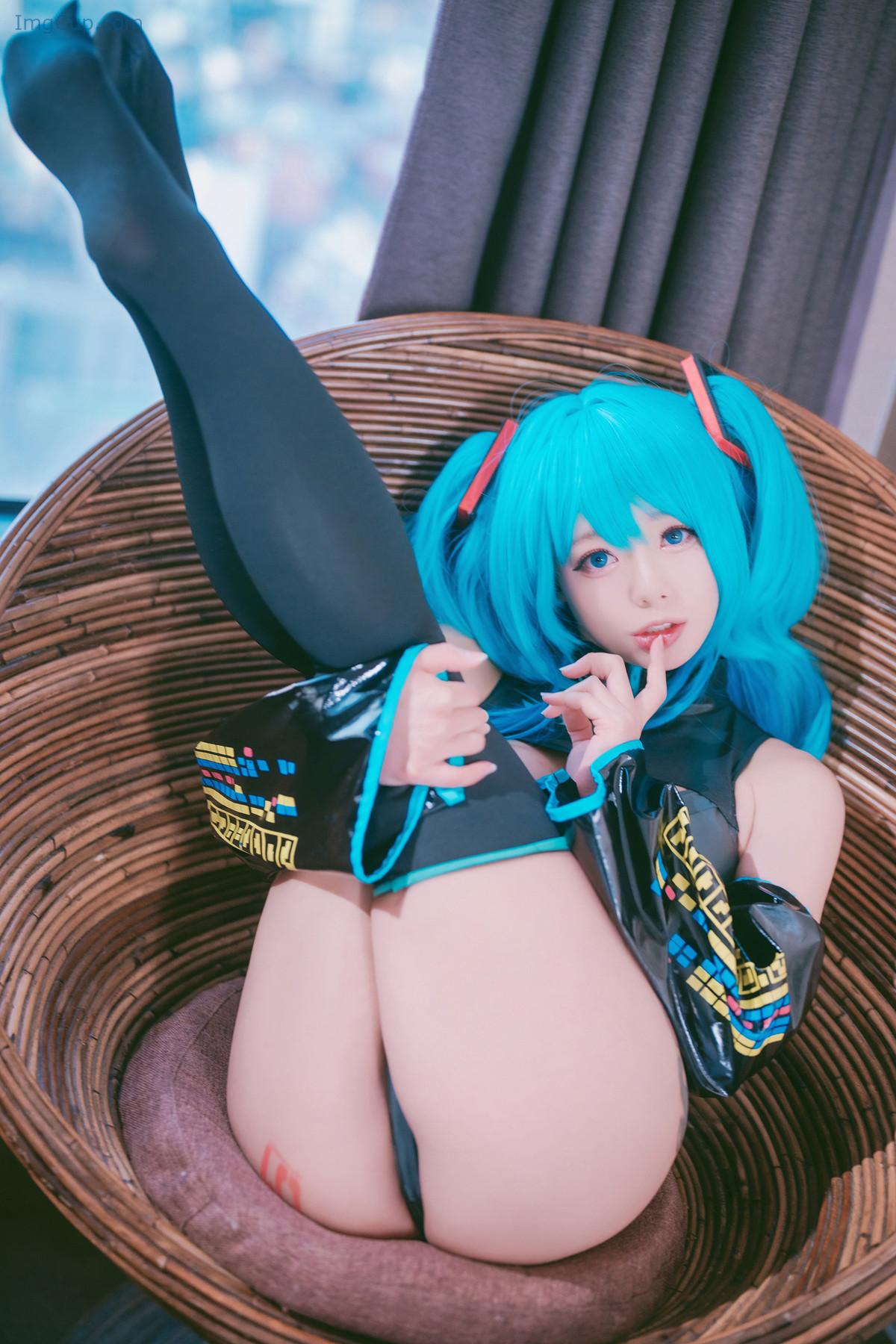 1723468100_28_Cosplay-Maruemon-마루에몽-Plug-Me-In-Miku-Set02.jpg 1723468100 28 Cosplay Maruemon 마루에몽 Plug Me In Miku Set02