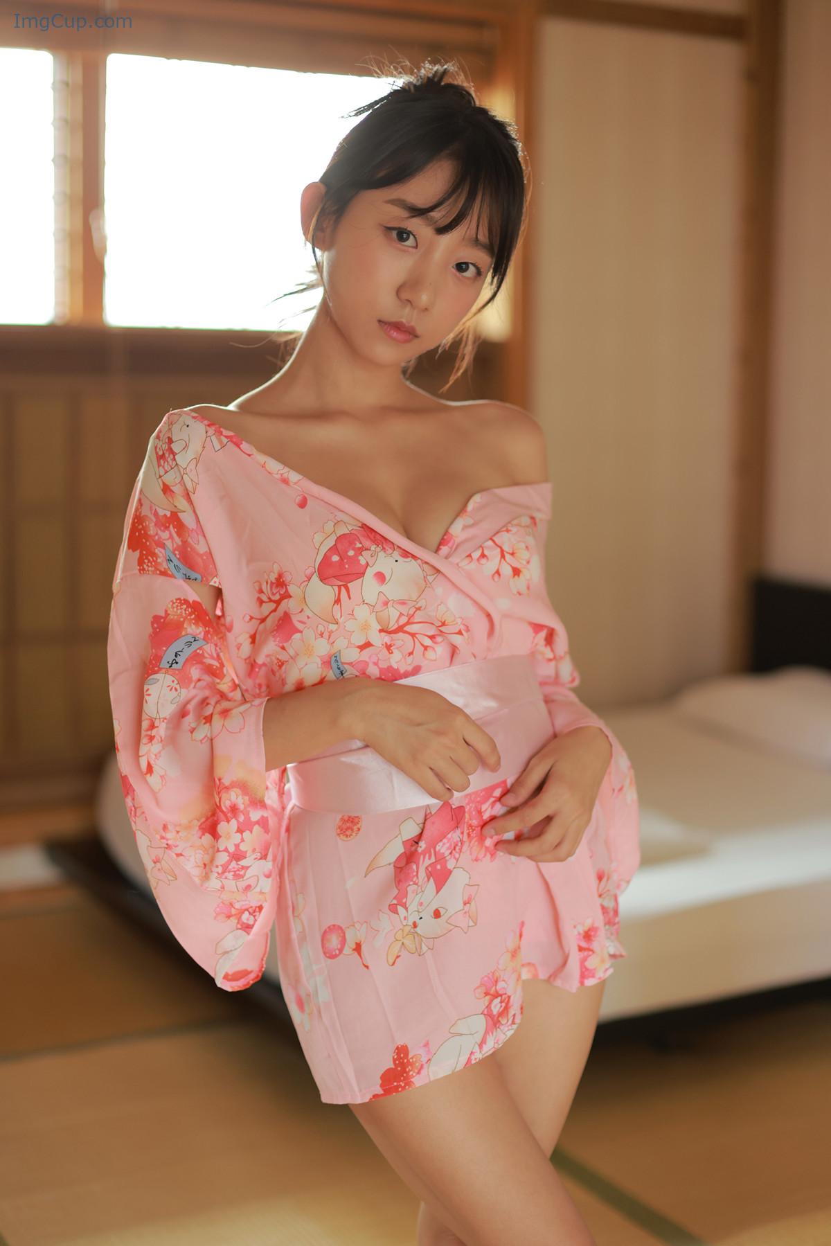 1723494084_714_Eunji-Pyo-표은지-Photobook-Eunji-Pyoapple-Set03.jpg 1723494084 714 Eunji Pyo 표은지 Photobook Eunji Pyoapple Set03