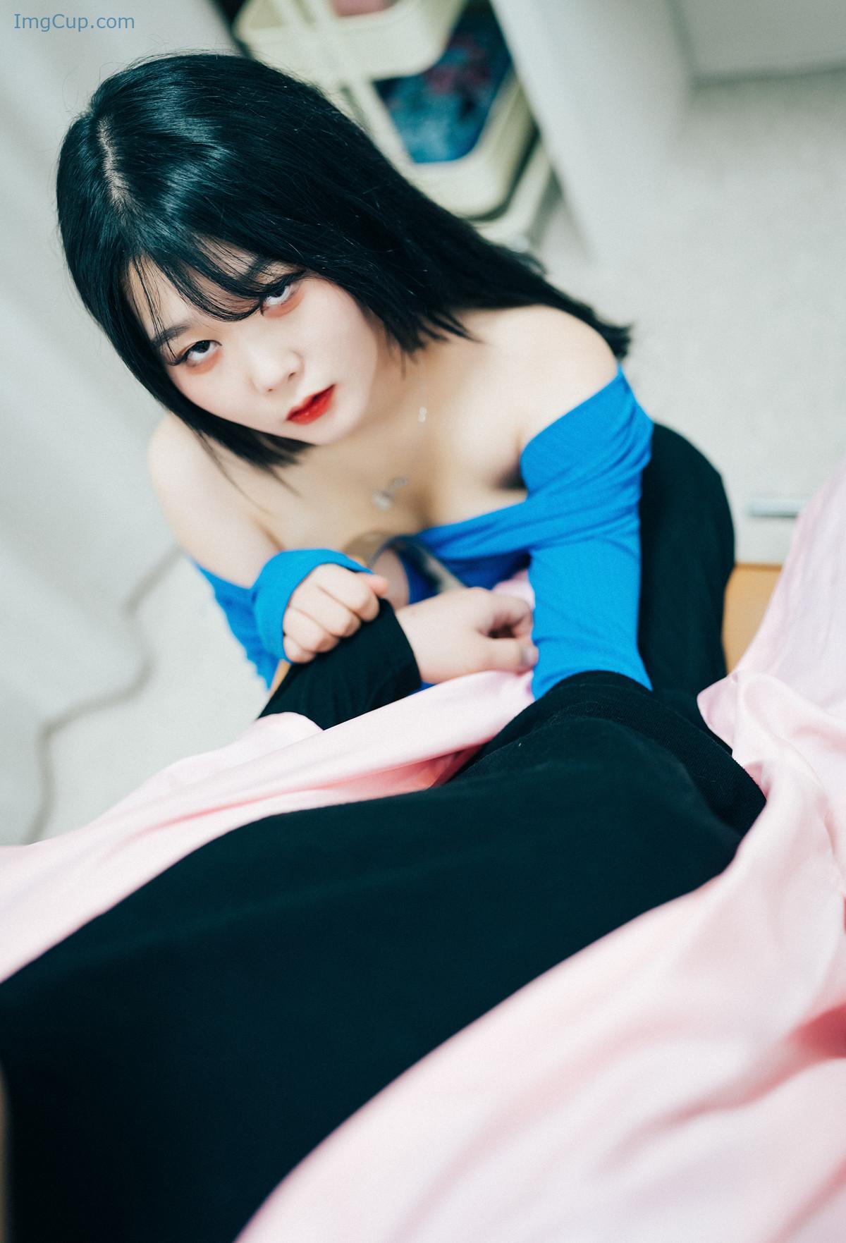 1723501375_67_ZIAKwon-권지아-Loozy-‘Adult-Hair-Shop-Set02.jpg 1723501375 67 ZIAKwon 권지아 Loozy ‘Adult Hair Shop Set02