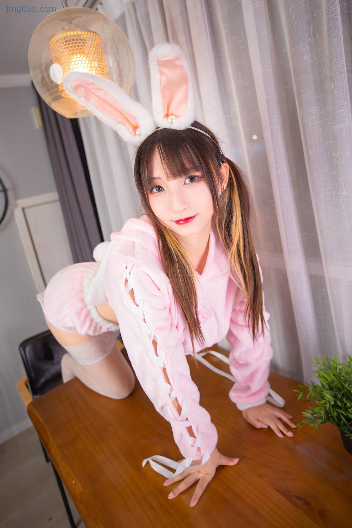 1723620157_885_Cosplay-神楽坂真冬-绝对企画-兔子少女-《ウサギタイム》-Set01.jpg 1723620157 885 Cosplay 神楽坂真冬 绝对企画 兔子少女 《ウサギタイム》 Set01