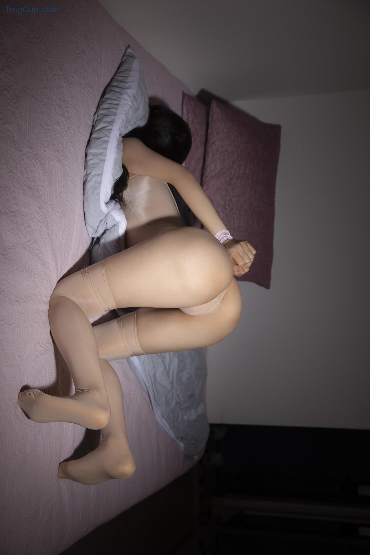 1723719239_387_LeeHa-이하-BUNNY-Photobook-‘A-Lady-in-The-Office-S5.jpg 1723719239 387 LeeHa 이하 BUNNY Photobook ‘A Lady in The Office S5