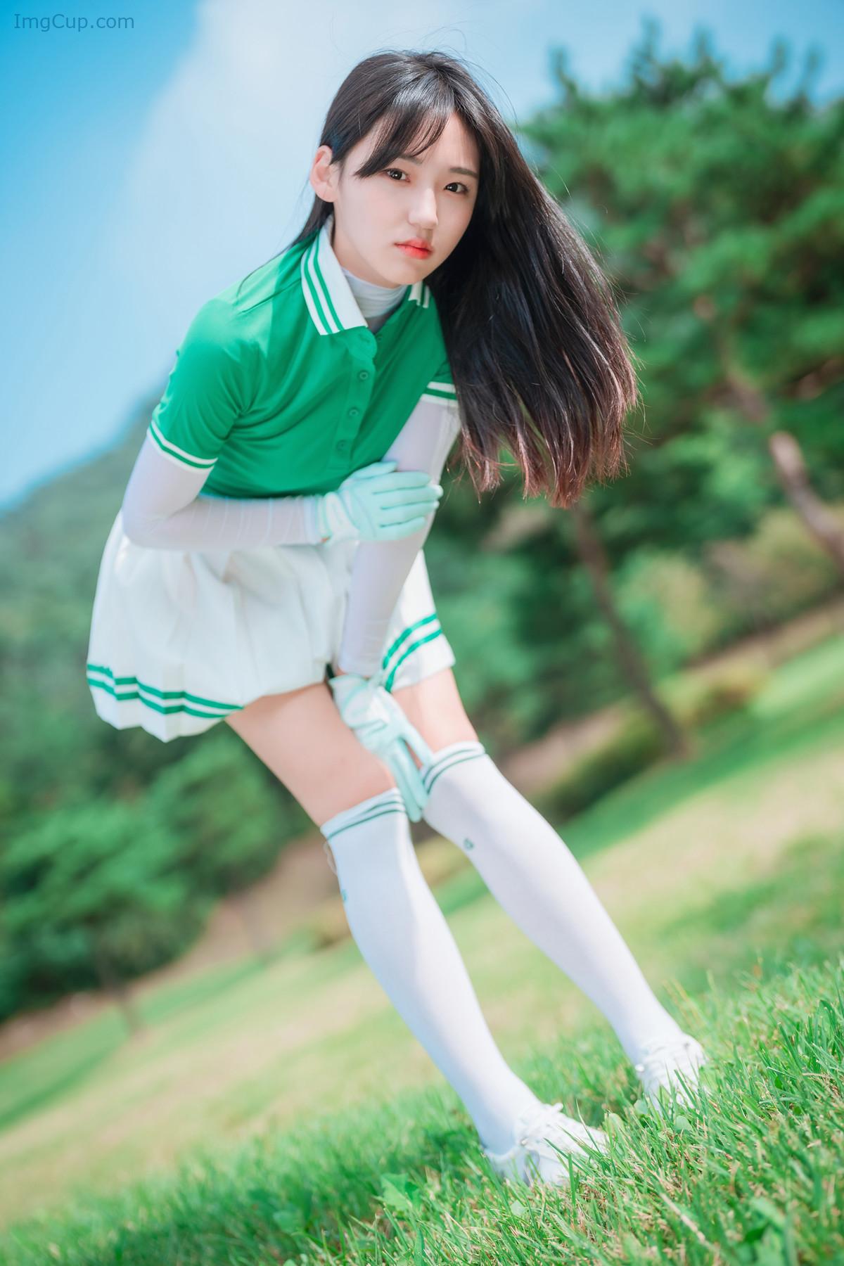 1723740991_820_Hendoong-혠둥이-DJAWA-‘On-Green-Set01.jpg 1723740991 820 Hendoong 혠둥이 DJAWA ‘On Green Set01