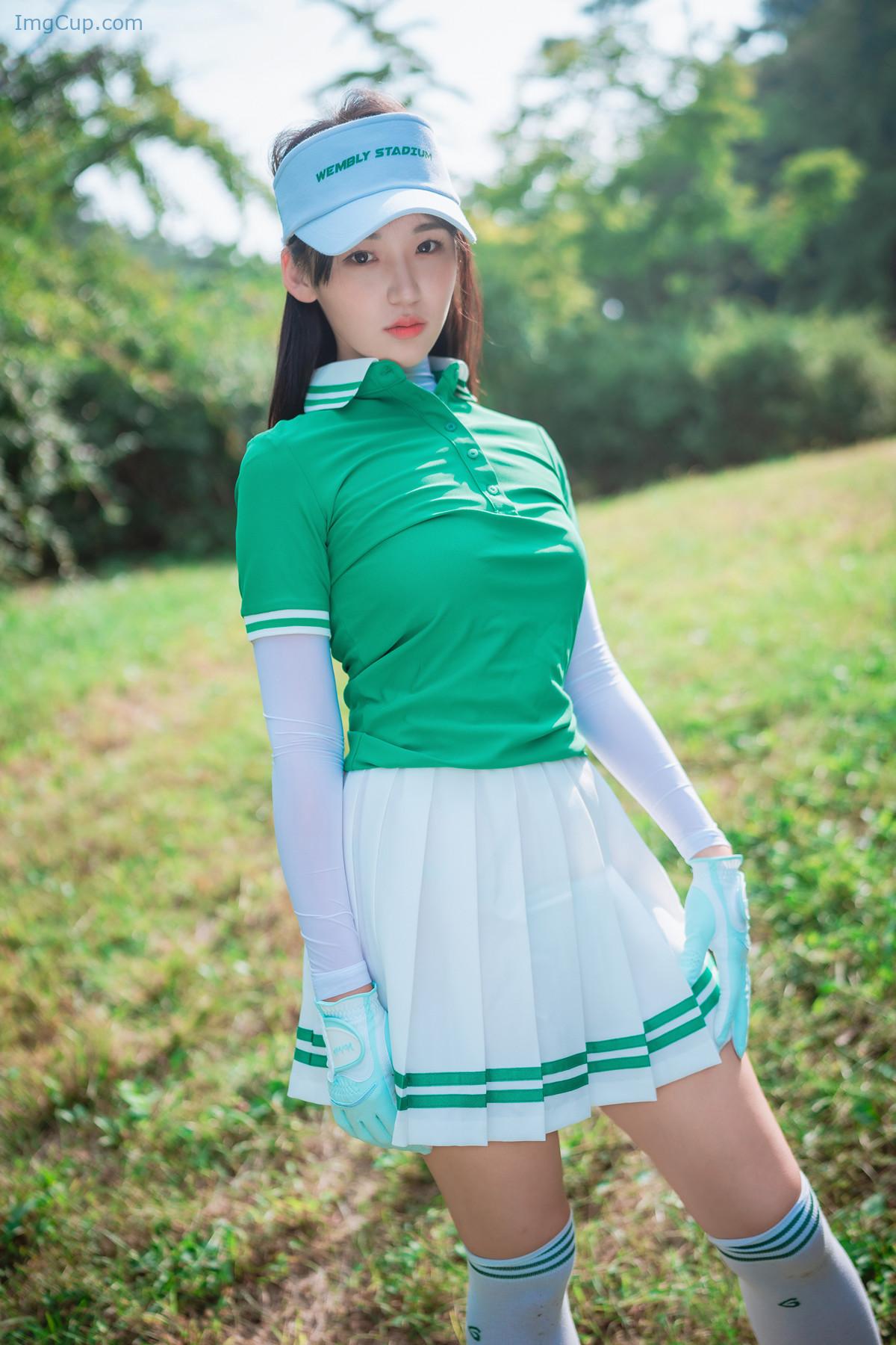 1723740997_672_Hendoong-혠둥이-DJAWA-‘On-Green-Set01.jpg 1723740997 672 Hendoong 혠둥이 DJAWA ‘On Green Set01