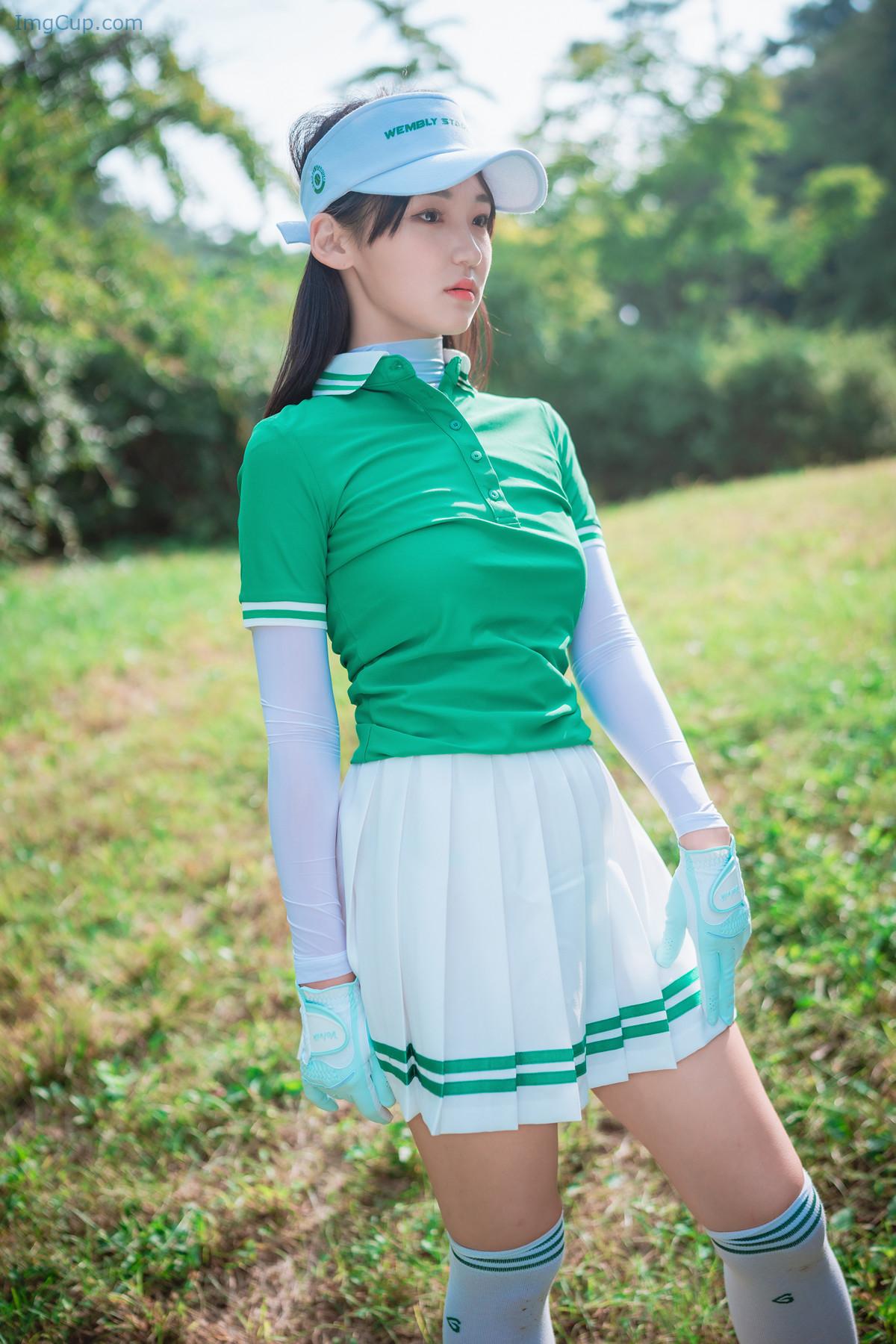 1723740998_239_Hendoong-혠둥이-DJAWA-‘On-Green-Set01.jpg 1723740998 239 Hendoong 혠둥이 DJAWA ‘On Green Set01