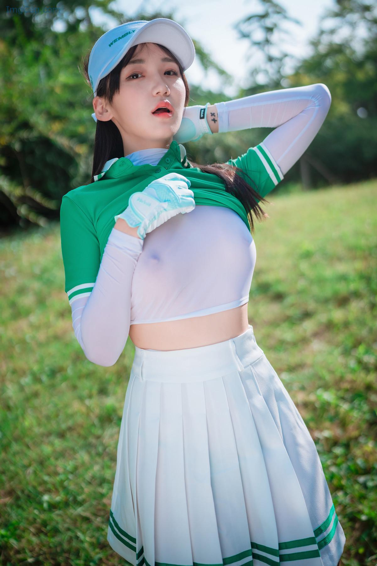 1723740999_369_Hendoong-혠둥이-DJAWA-‘On-Green-Set01.jpg 1723740999 369 Hendoong 혠둥이 DJAWA ‘On Green Set01