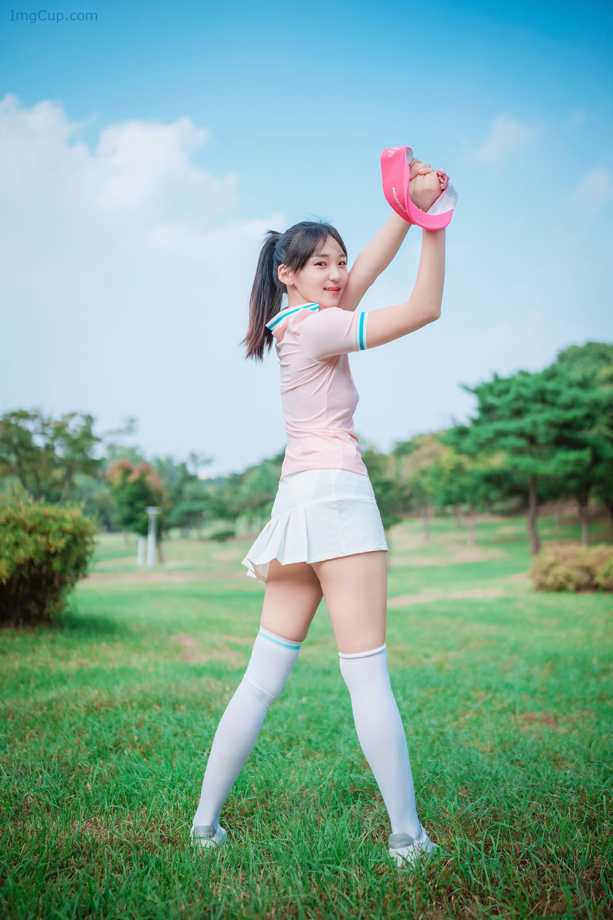 1723871766_242_Hendoong-혠둥이-DJAWA-‘On-Green-Set02.jpg 1723871766 242 Hendoong 혠둥이 DJAWA ‘On Green Set02