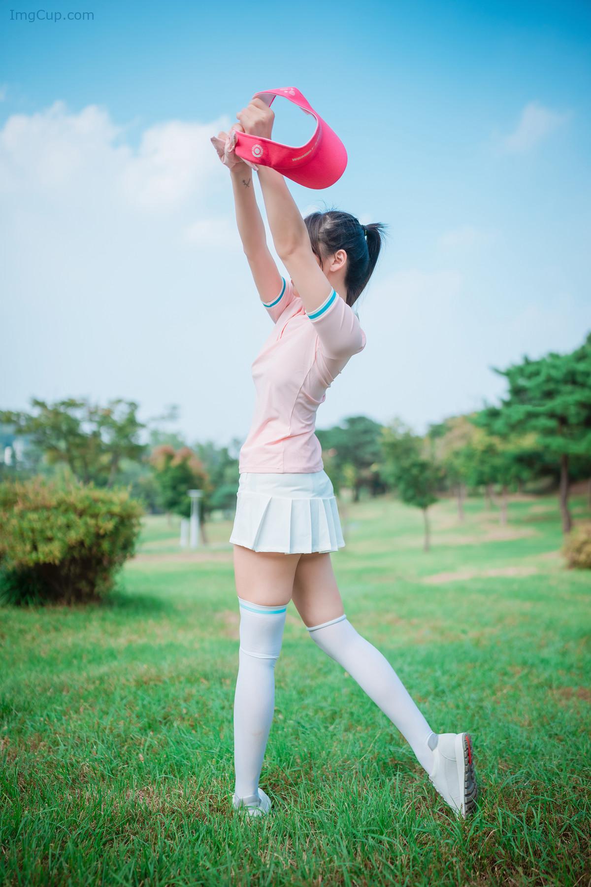 1723871766_961_Hendoong-혠둥이-DJAWA-‘On-Green-Set02.jpg 1723871766 961 Hendoong 혠둥이 DJAWA ‘On Green Set02